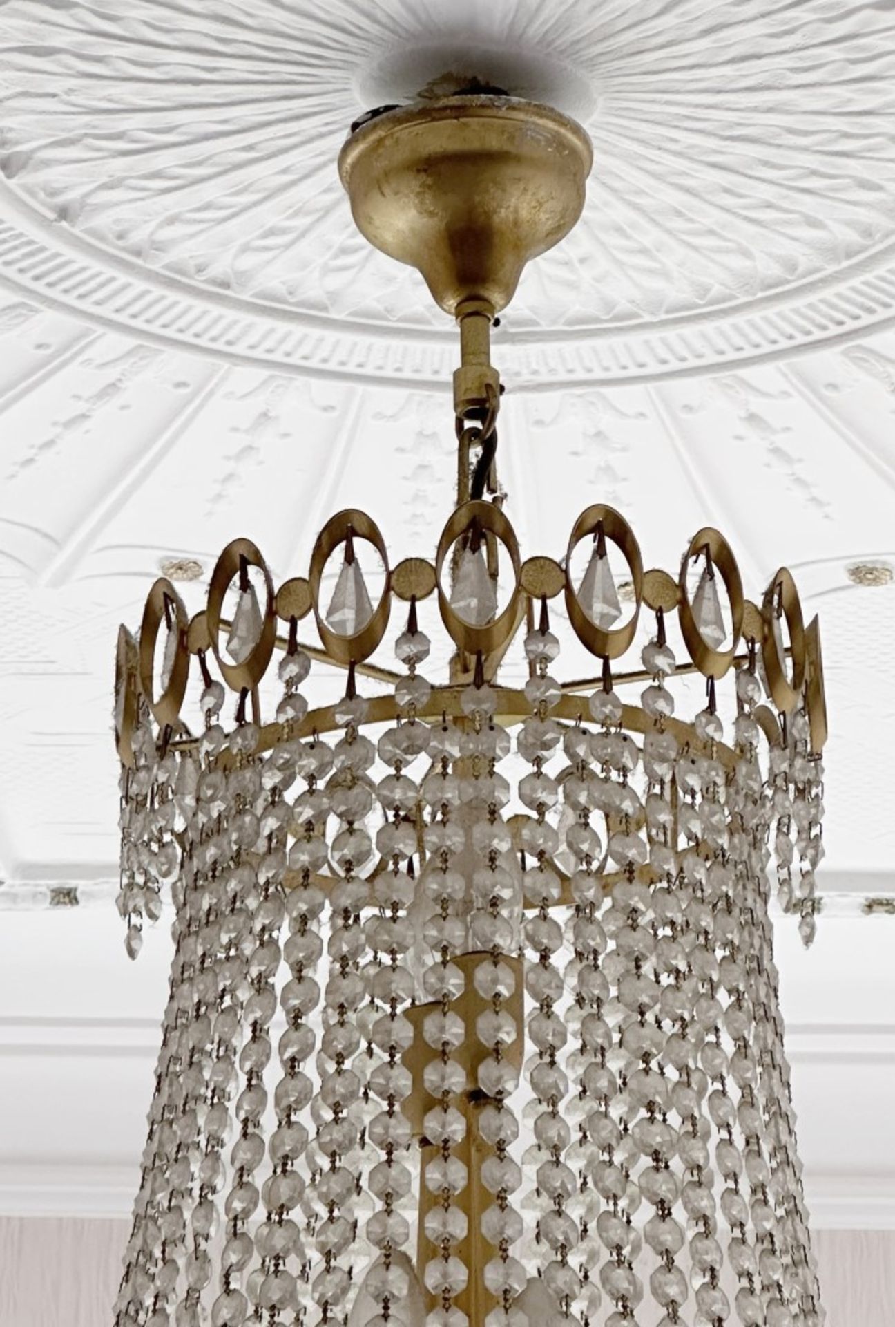 1 x Stunning GENUINE CRYSTAL AND GOLD PLATED Chandelier. - Image 7 of 11