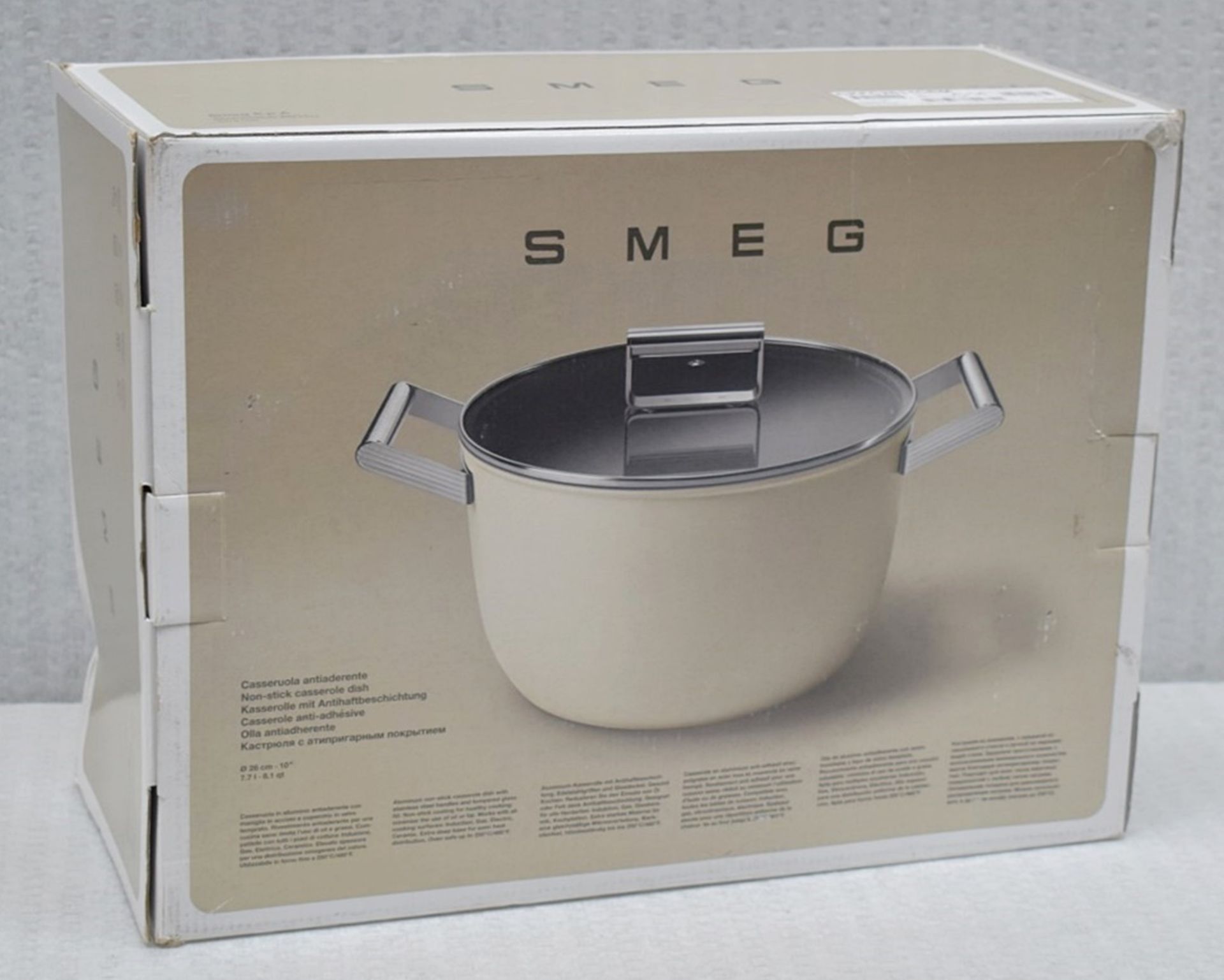 1 x SMEG 50s Style Casserole Pan In Cream, with Glass Lid (26cm) - Original Price £179.00 - Unused - Image 8 of 9