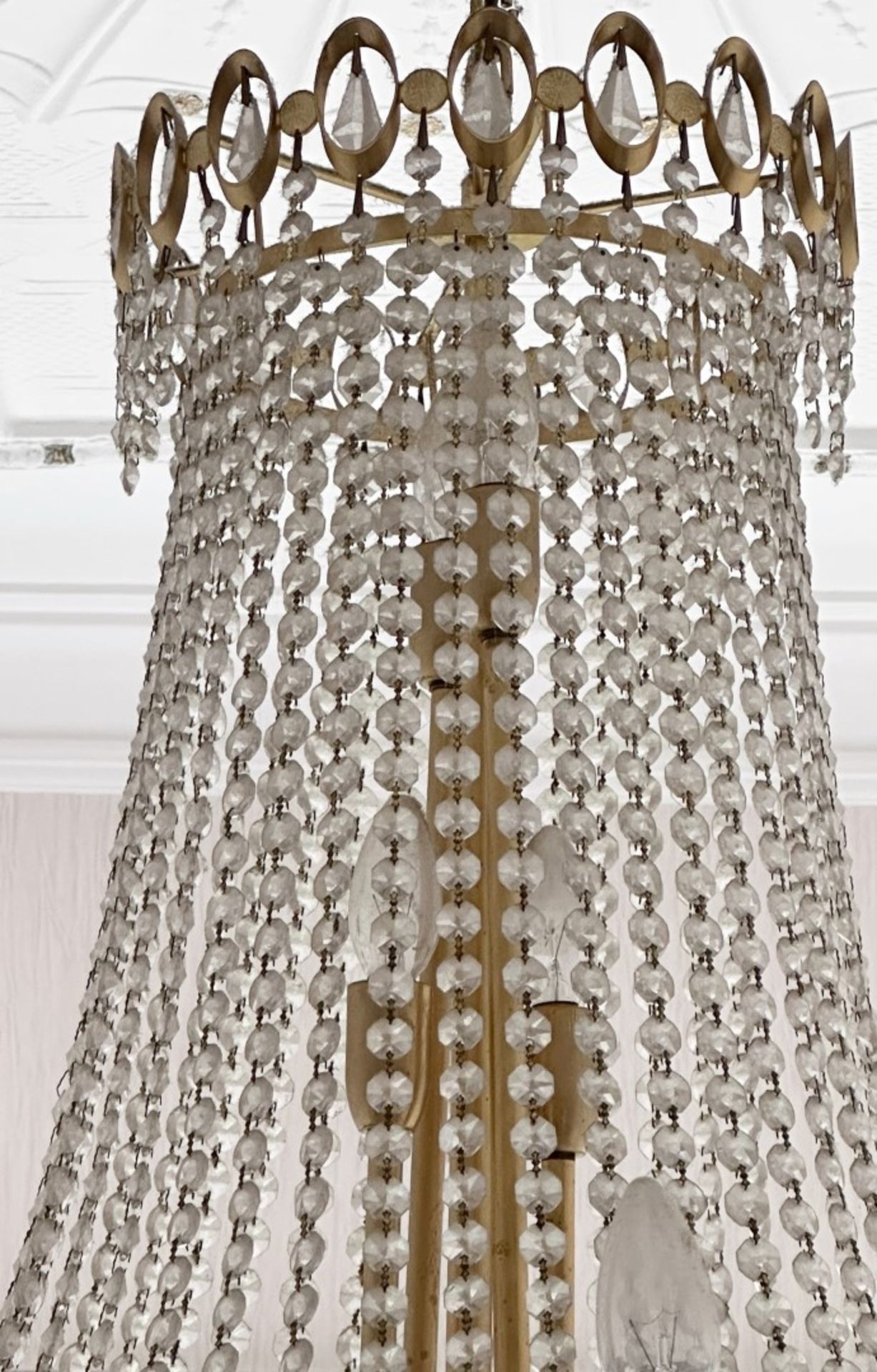 1 x Stunning GENUINE CRYSTAL AND GOLD PLATED Chandelier. - Image 4 of 11