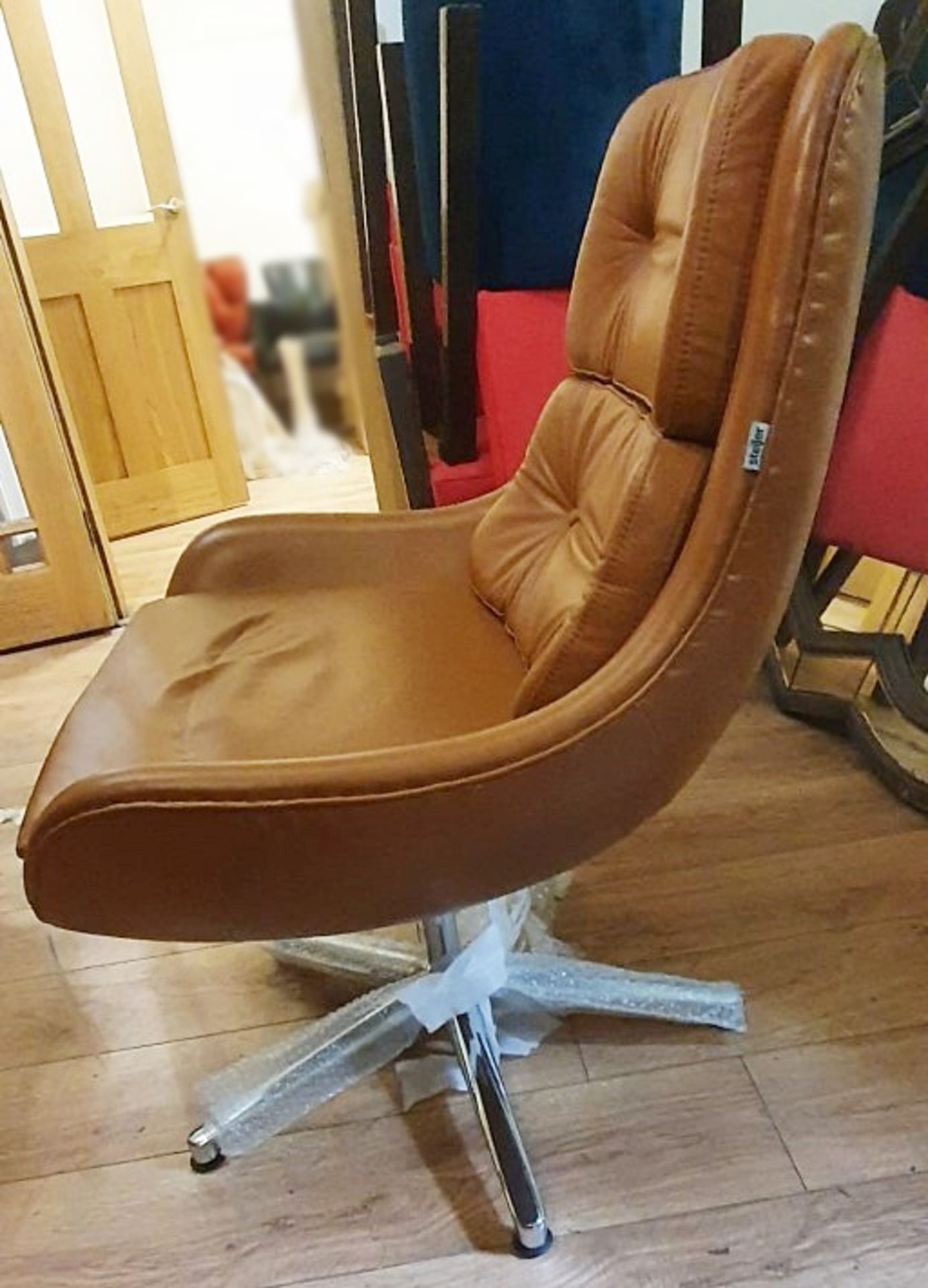 1 x STEIJER 'Super Easy' Designer Swivel Lounge Chair In Tan - Ex-Display Example - Image 5 of 6