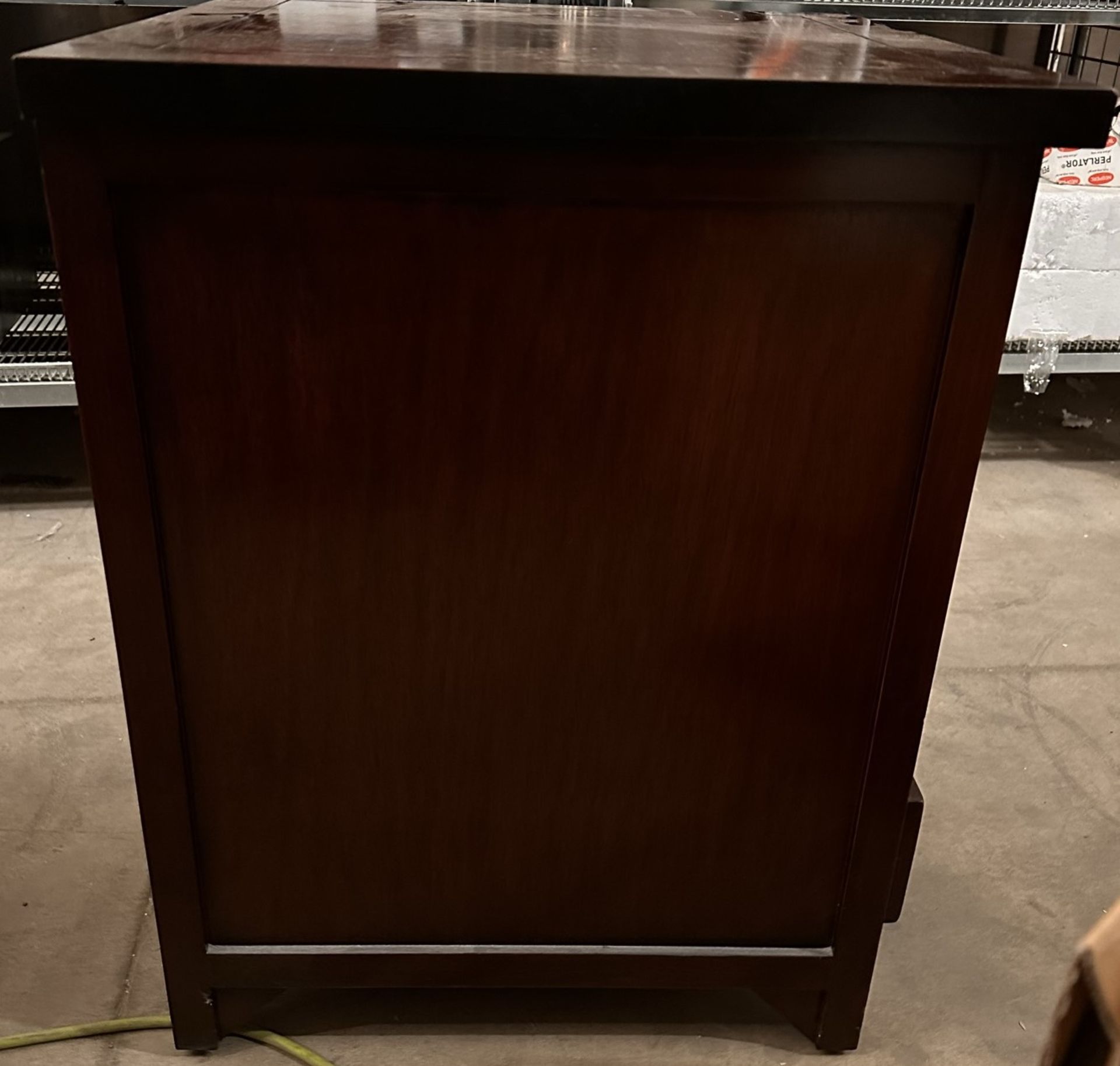 2 x SOLID Dark Wood Set Of Bedside Drawers With Bronze Catches And Rattan Detail  - From An Upmarket - Image 5 of 5