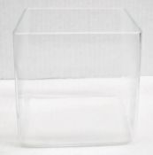 1 x Large Glass Cube Vase - Ref: CNT774/WH2/C24 - CL845 - NO VAT ON THE HAMMER - Location: