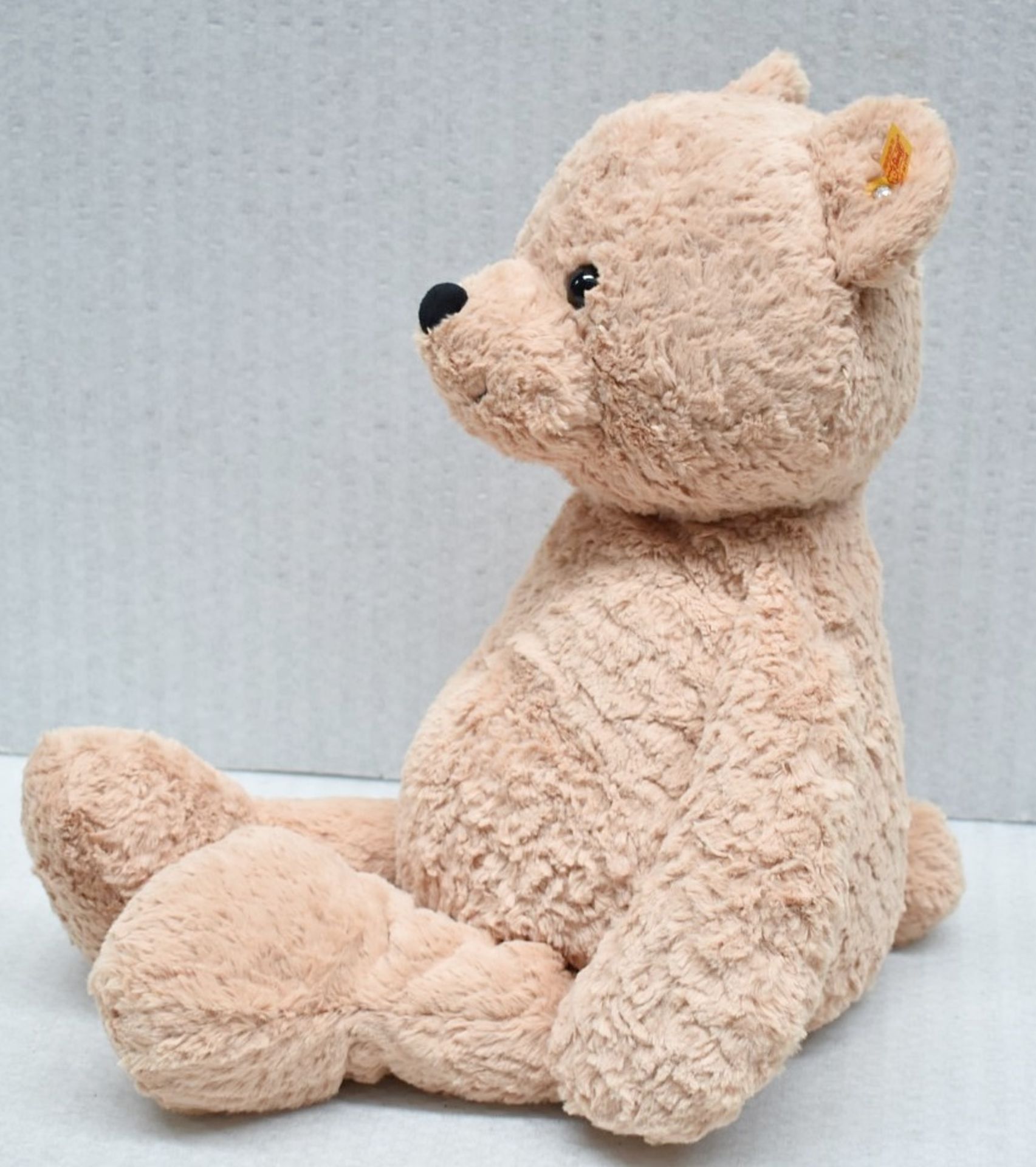 1 x STEIFF 'Jimmy' Teddy Bear (55cm) - Original Price £79.95 - Unused Stock With Tags - Ref: - Image 5 of 9