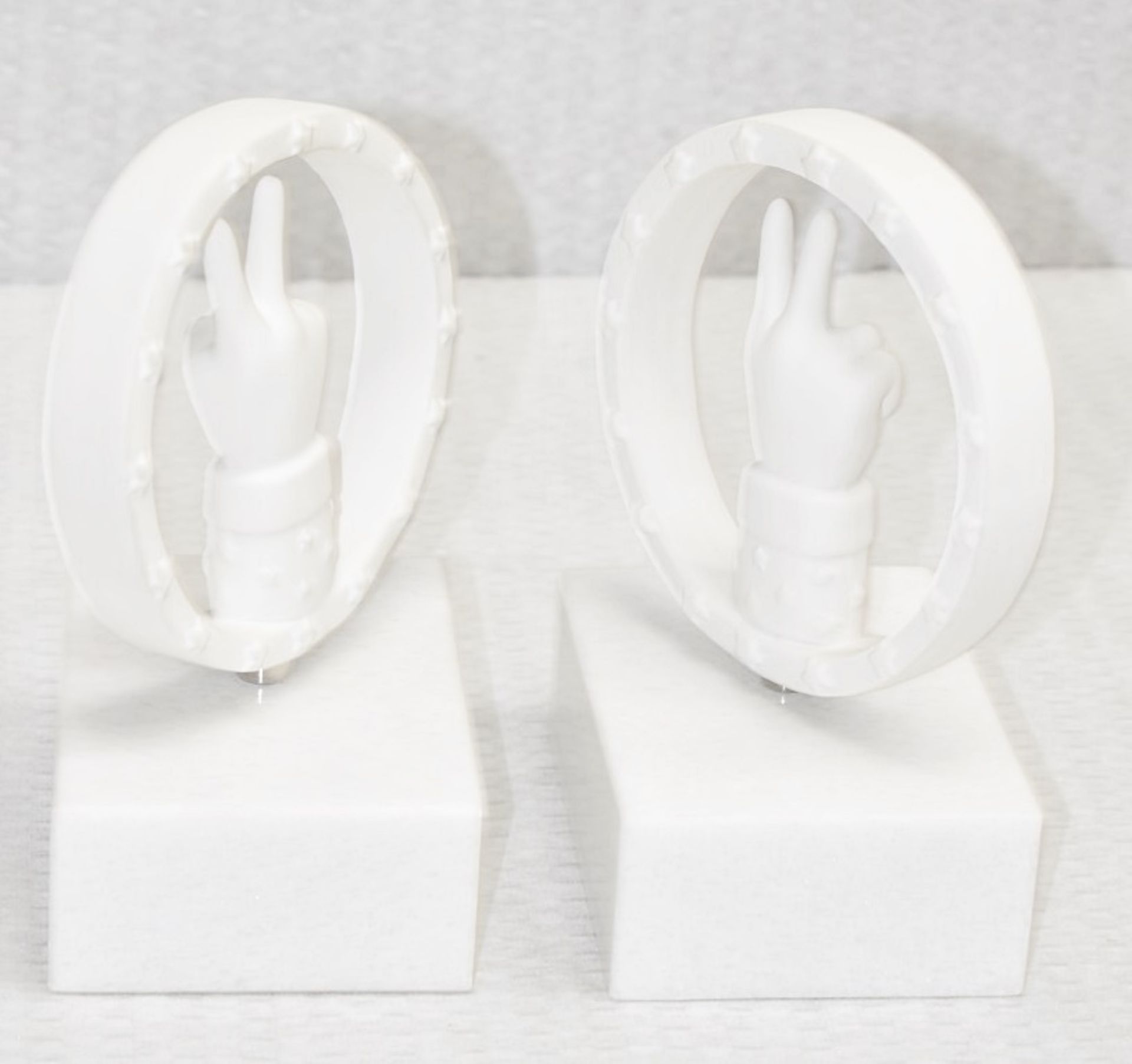 Set Of 2 x JONATHAN ADLER 'Peace' Designer Porcelain Bookends, With Alabaster Bases (Set of 2) - Image 5 of 5