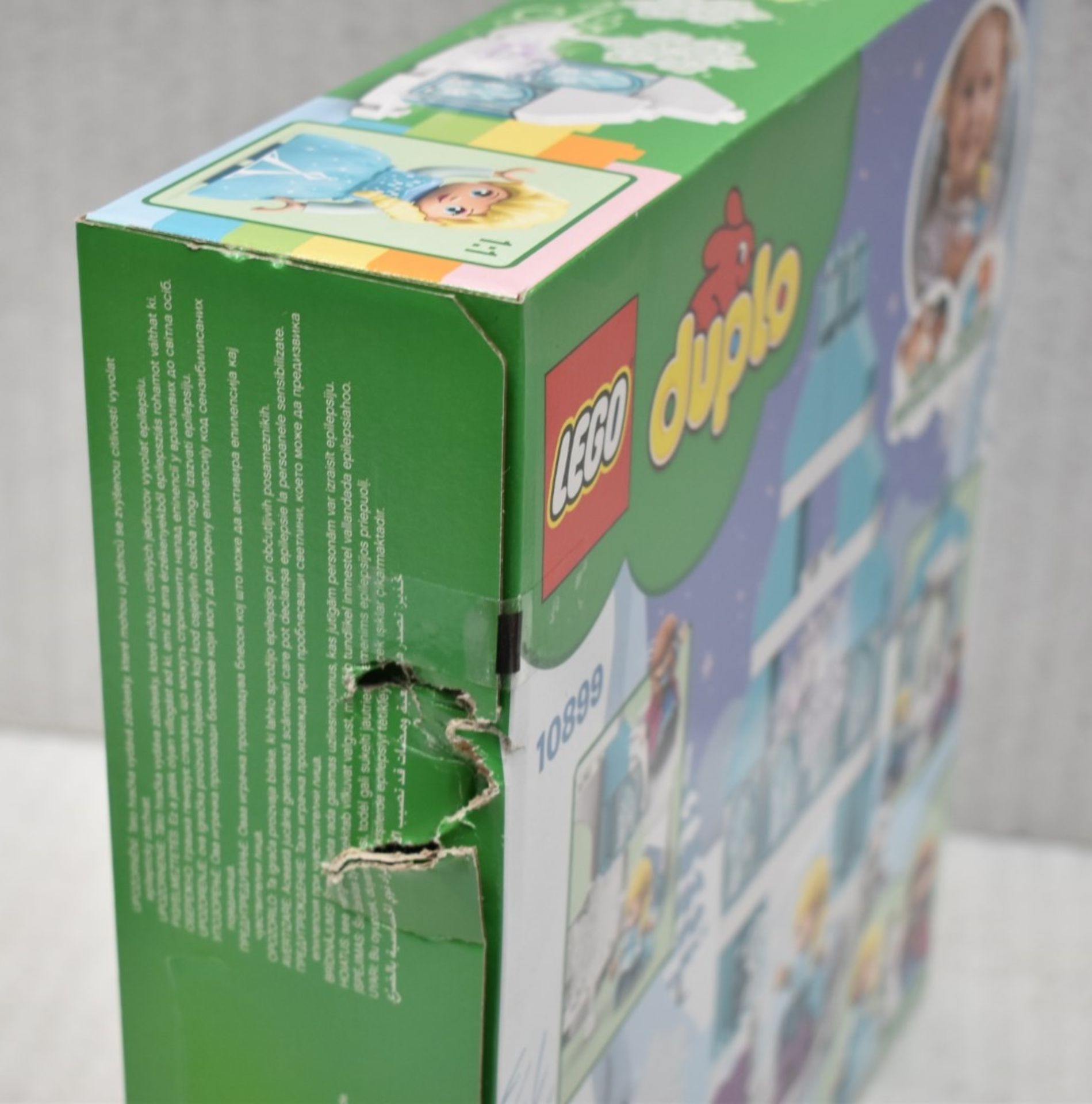 1 x LEGO DUPLO Disney Frozen Ice Castle Set 10899 - Includes 3 Minifigures and Castle Toy Button- - Image 3 of 4