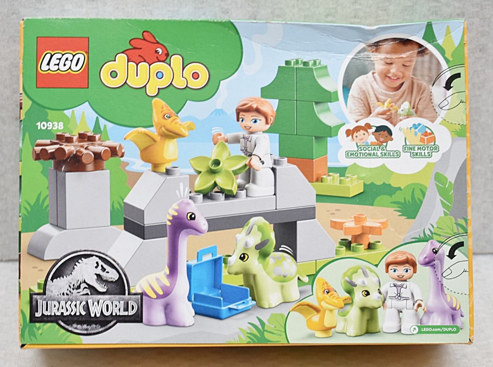 1 x LEGO DUPLO Jurassic World Dinosaur Nursery Set (10938 ) - Unused Boxed Stock