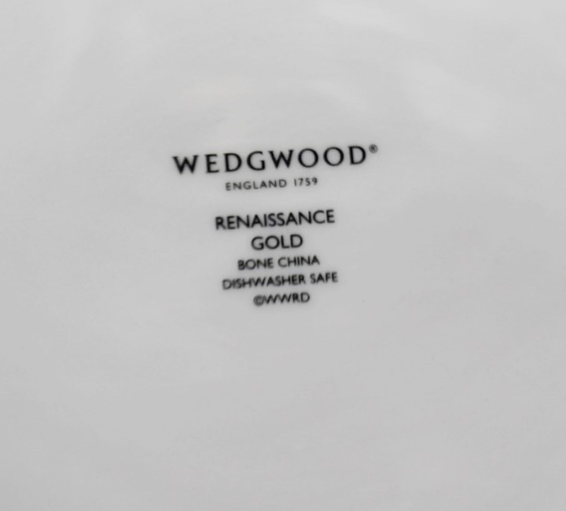 1 x WEDGWOOD Renaissance Gold Vegetable Tureen With Lid - Original Price £277.00 - Image 9 of 9