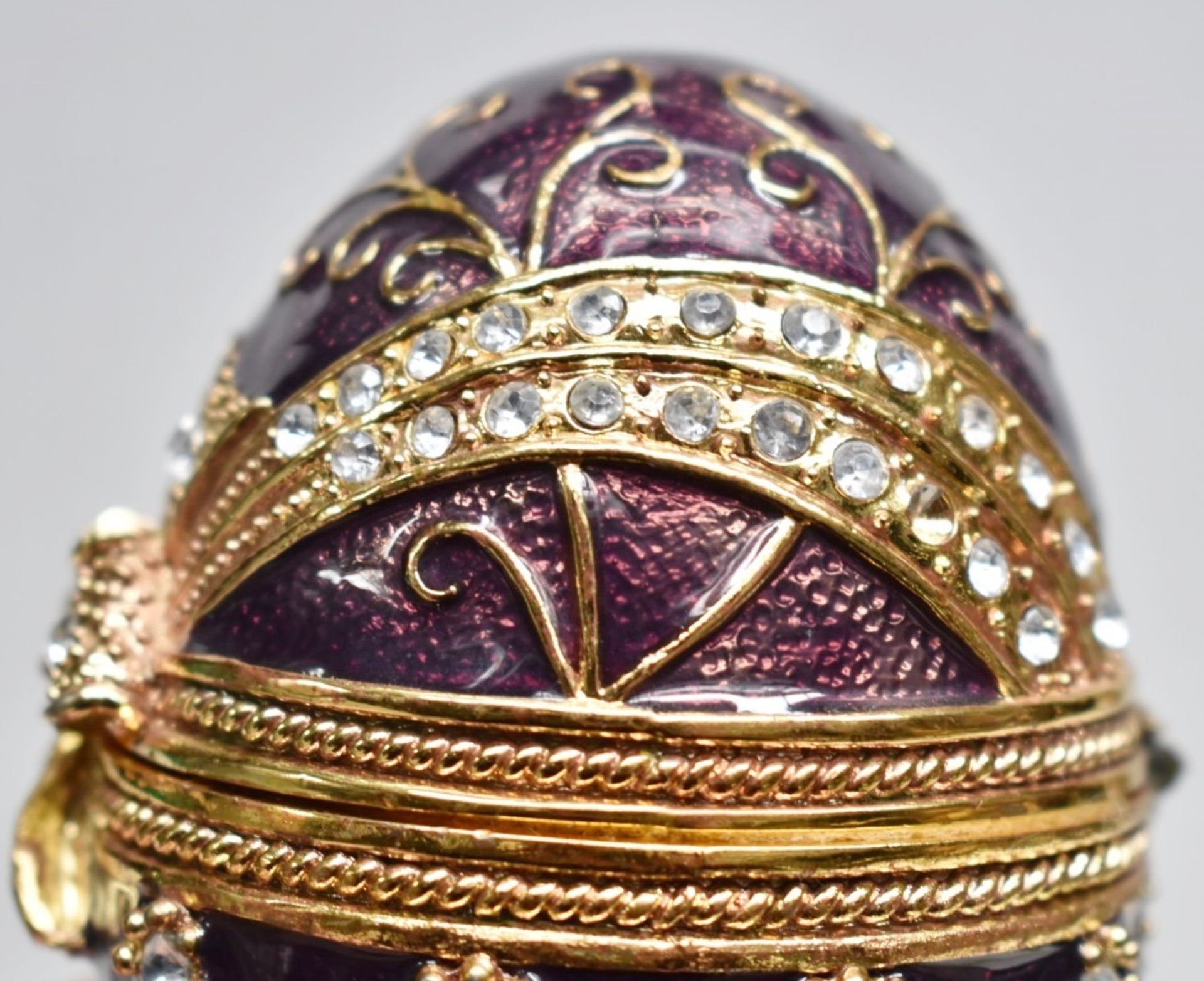 1 x Decorative Faberge-Style Clockwork Musical Enameled Egg, In Purple - Ref: CNT733/WH2/C23 - CL845 - Image 4 of 4