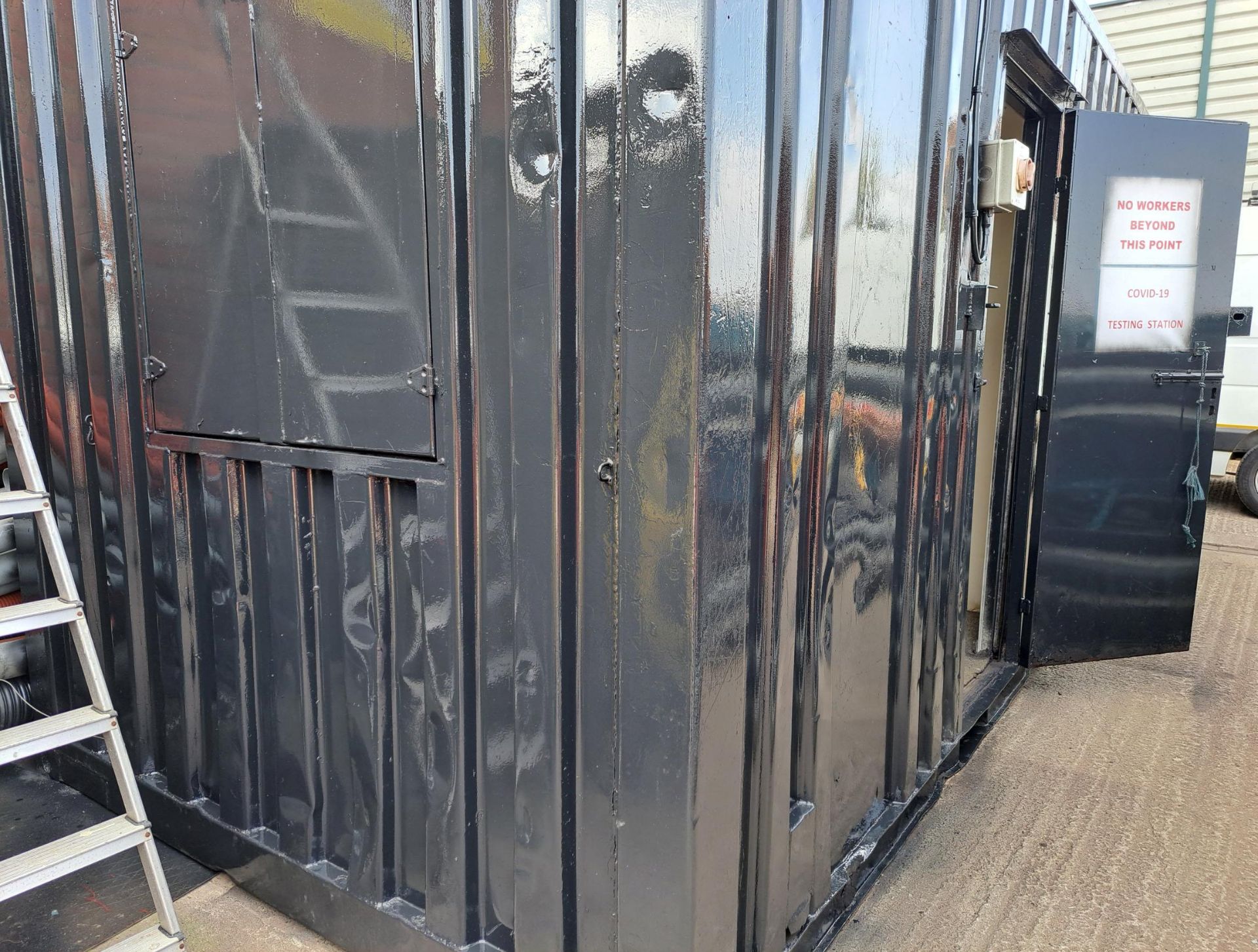20'0" X 10'0" Lockable Steel Container - Ref: 76 - CL464 - Location: Liverpool L19