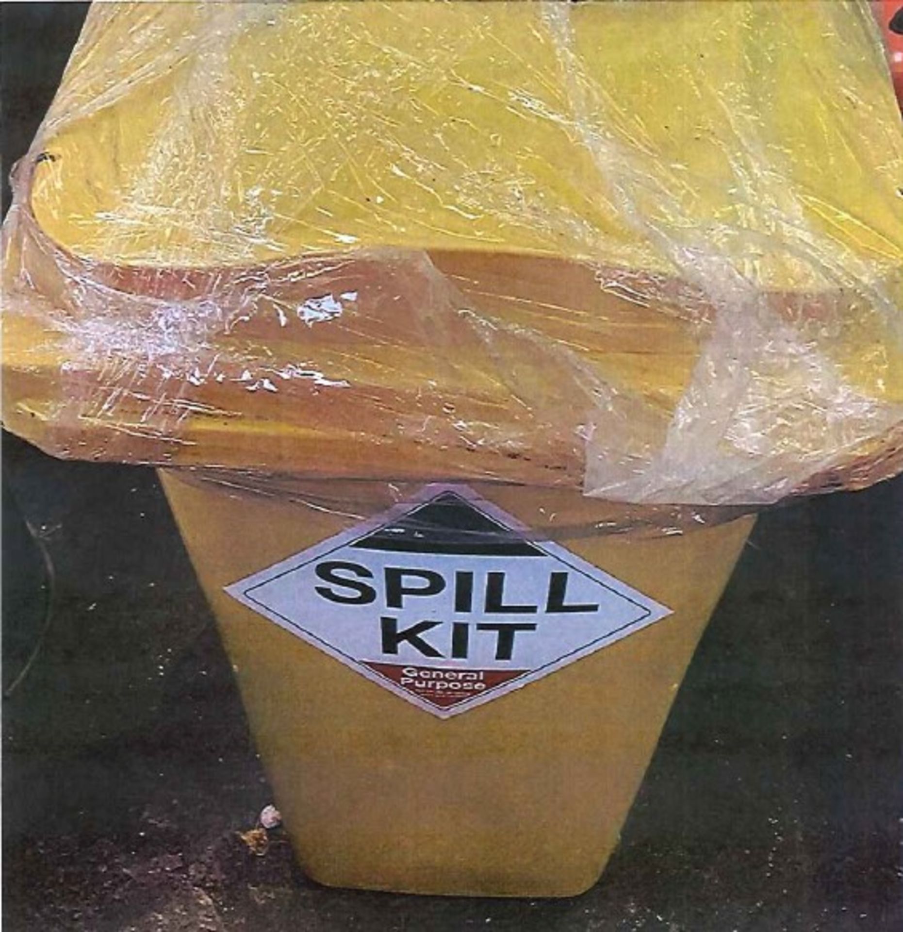 1 X Yellow General Purpose Spill Kit - Ref: 21 - CL464 - Location: Liverpool L19