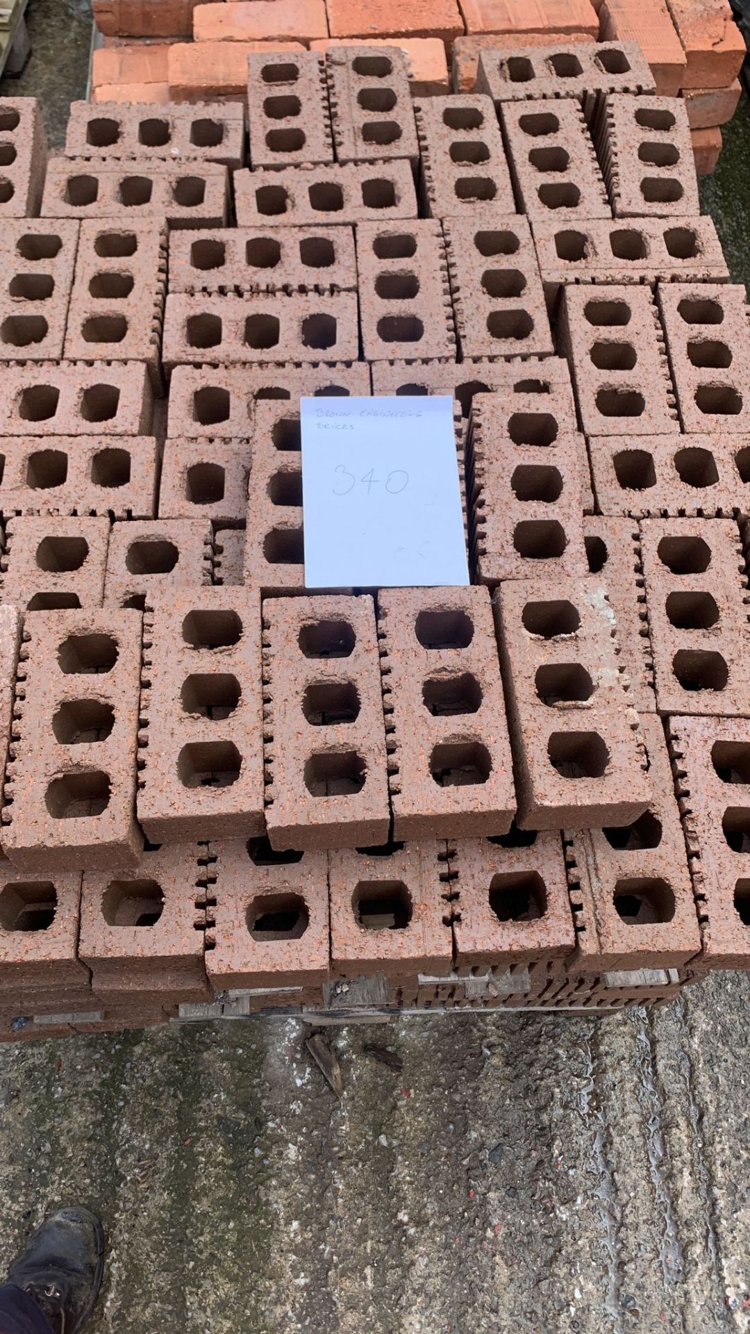 Pallet Of Brown Engineering Bricks - Ref: 50 - CL464 - Location: Liverpool L19 - Image 2 of 2