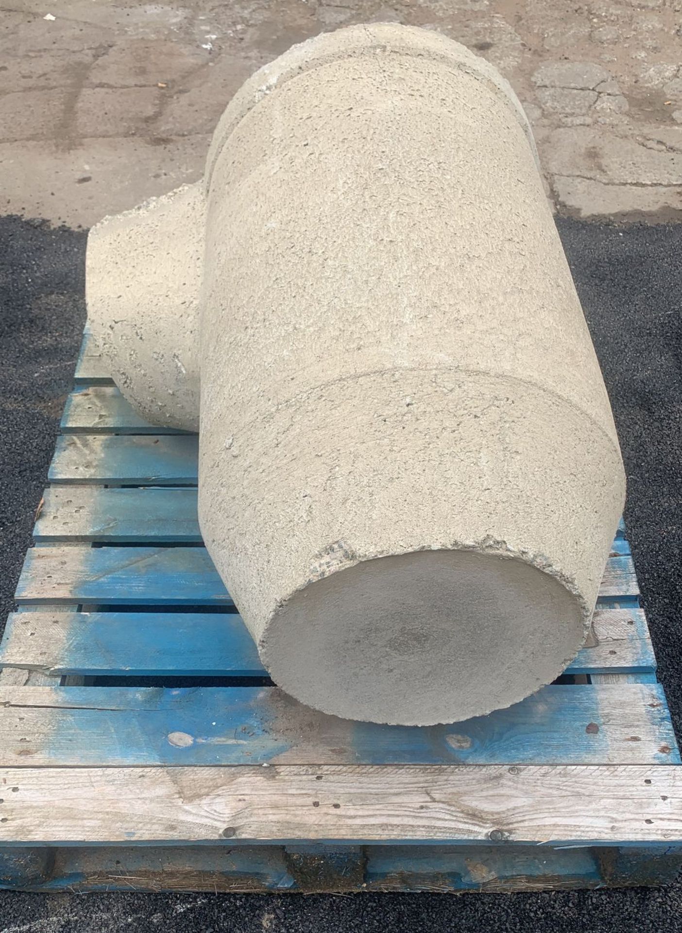 1 x Concrete Road Gulley - 900mm (l), ID 450mm - CL464 - Location: Liverpool L19 - Image 2 of 3