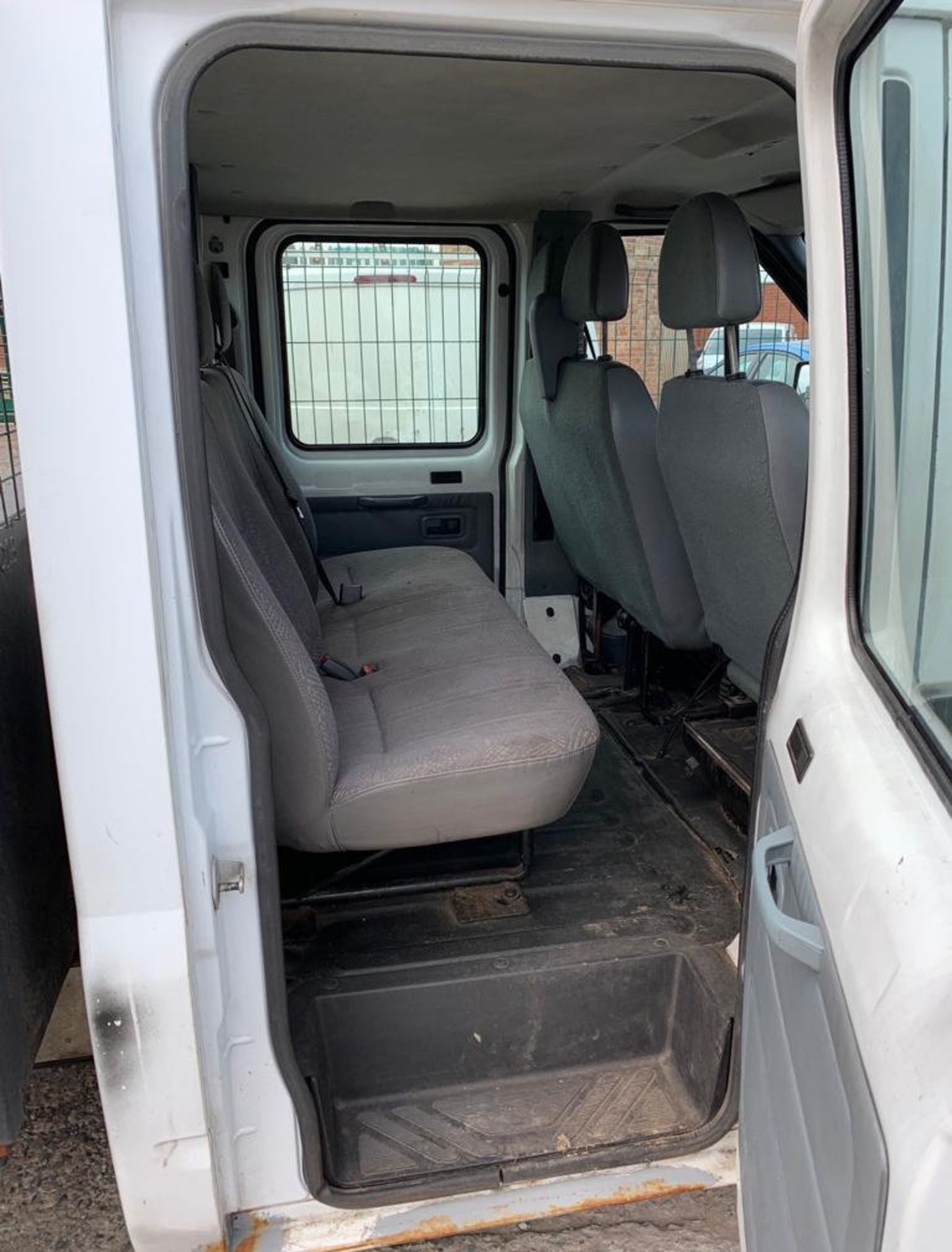 2013 Ford Transit 100 T350 RWD Crew Cab Tipper Truck - CL464 - Location: Liverpool L19 - Image 8 of 8