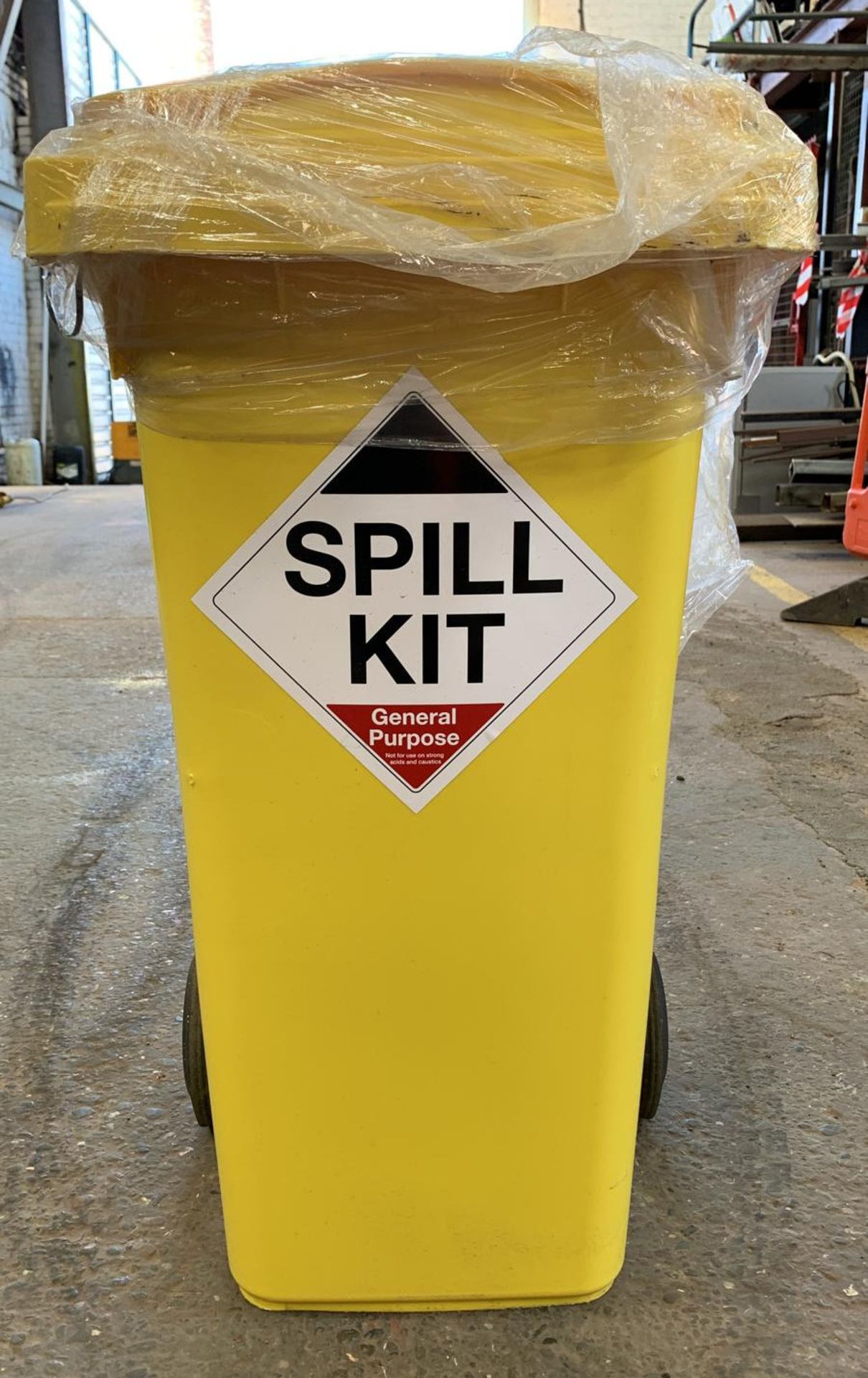 1 X Yellow General Purpose Spill Kit - Ref: 21 - CL464 - Location: Liverpool L19 - Image 2 of 2