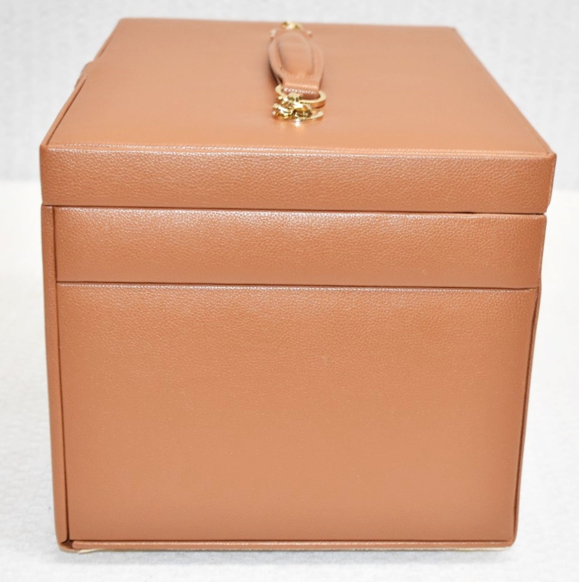 1 x WOLF 'Cassandra' Luxury Leather Upholstered Jewellery Case With Suede Lining - RRP £605.00 - Image 8 of 9