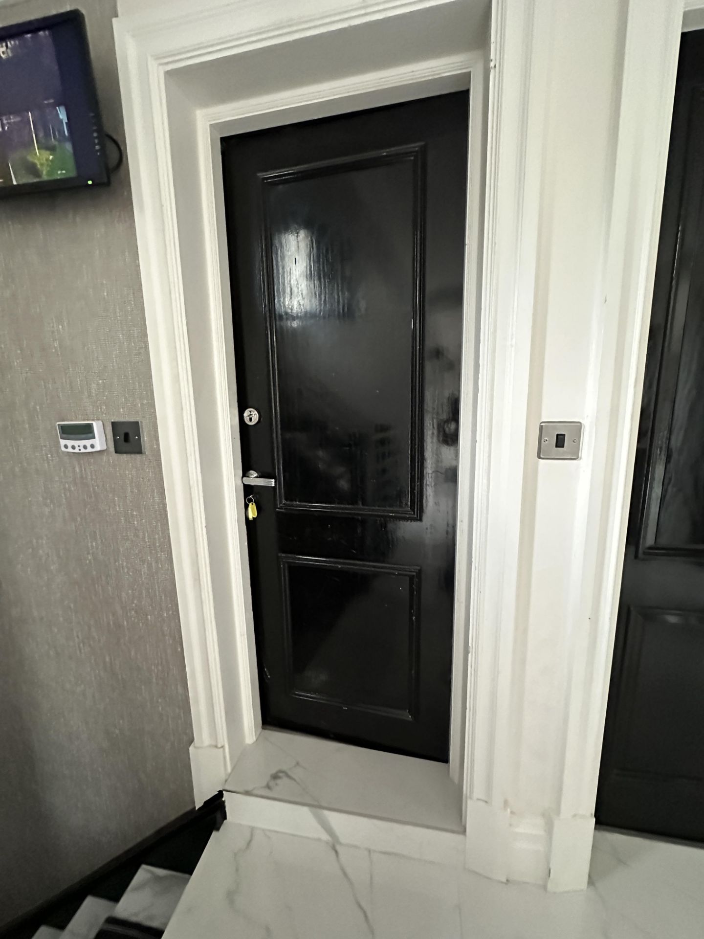 1 x SOLID OAK Black Gloss Fire Door And Stainless Steel Hardware - Ref: KKH114 - CL848 - NO VAT ON