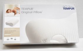 1 x TEMPUR Original Queen Medium Pillow - Original Price £105.00 - Unused Boxed Stock - Ref: