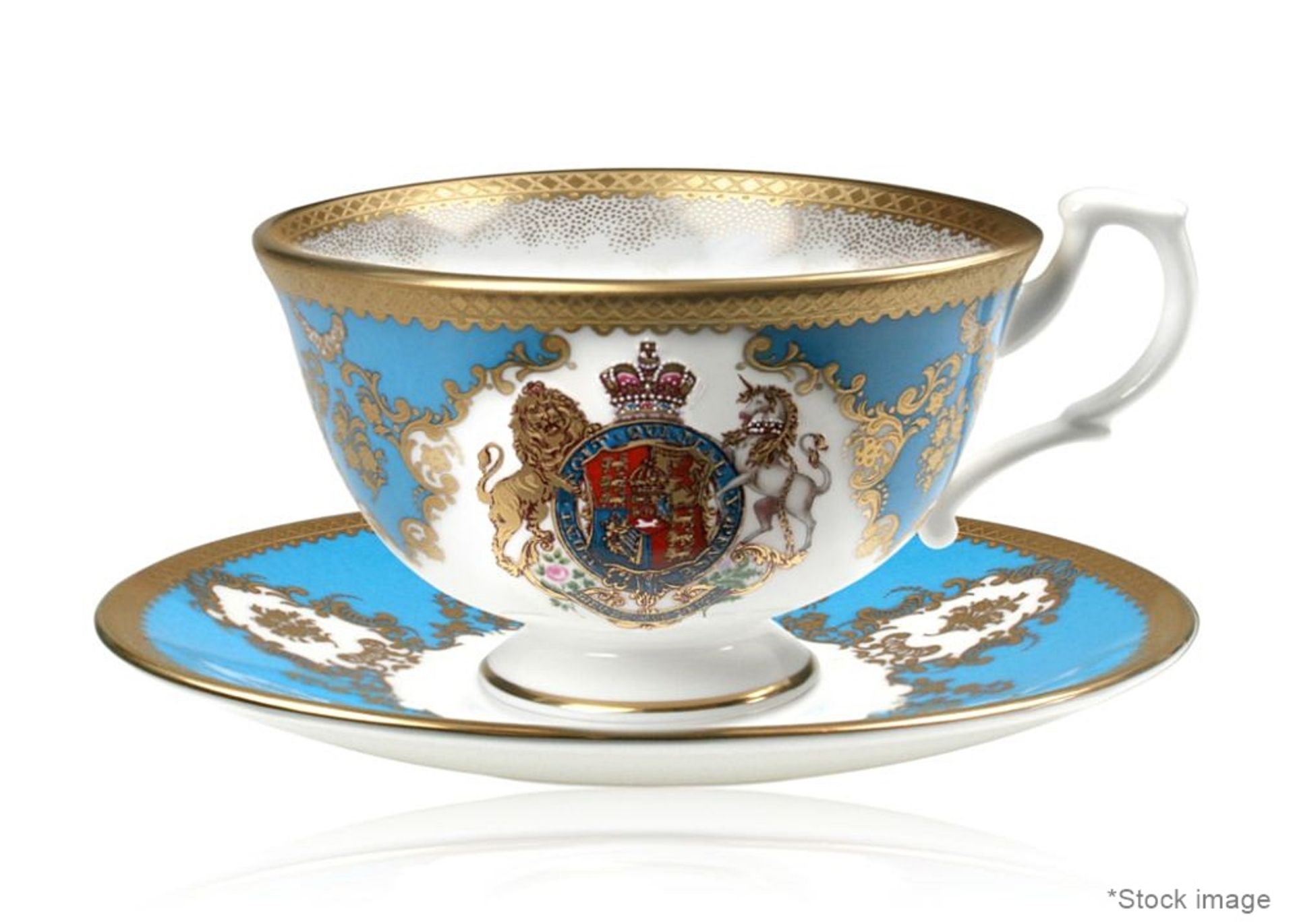1 x ROYAL COLLECTION TRUST 'Coat of Arms' Fine Bone China Teacup and Saucer Set, Hand finished