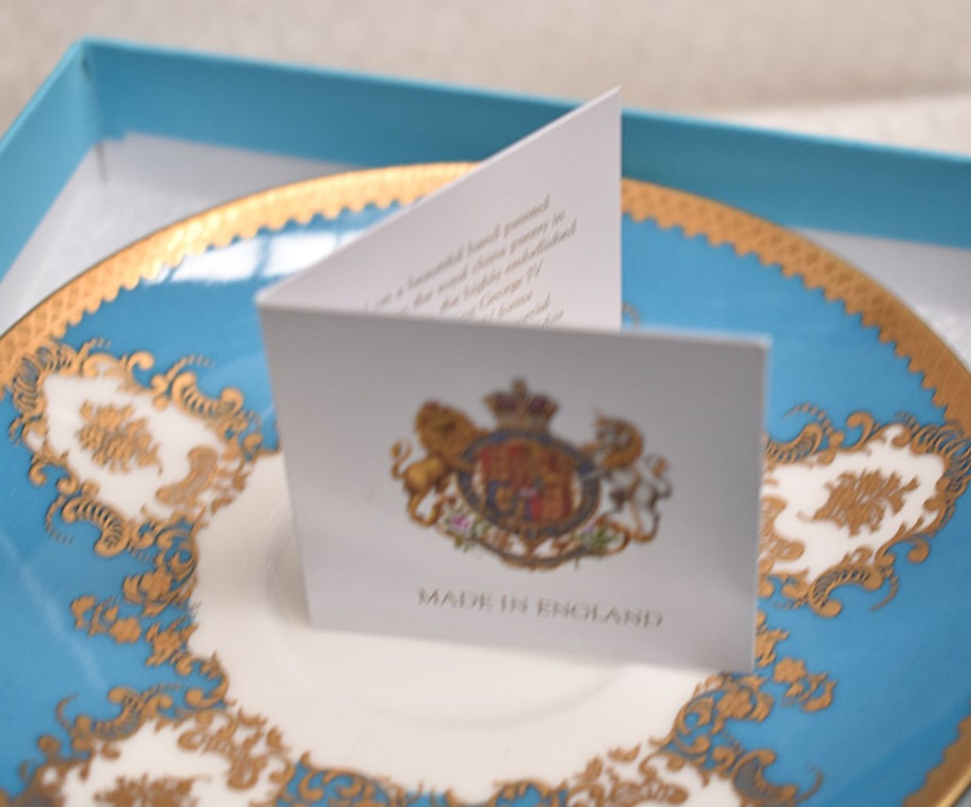 1 x ROYAL COLLECTION TRUST 'Coat of Arms' Fine Bone China Teacup and Saucer Set, Hand finished - Image 9 of 9