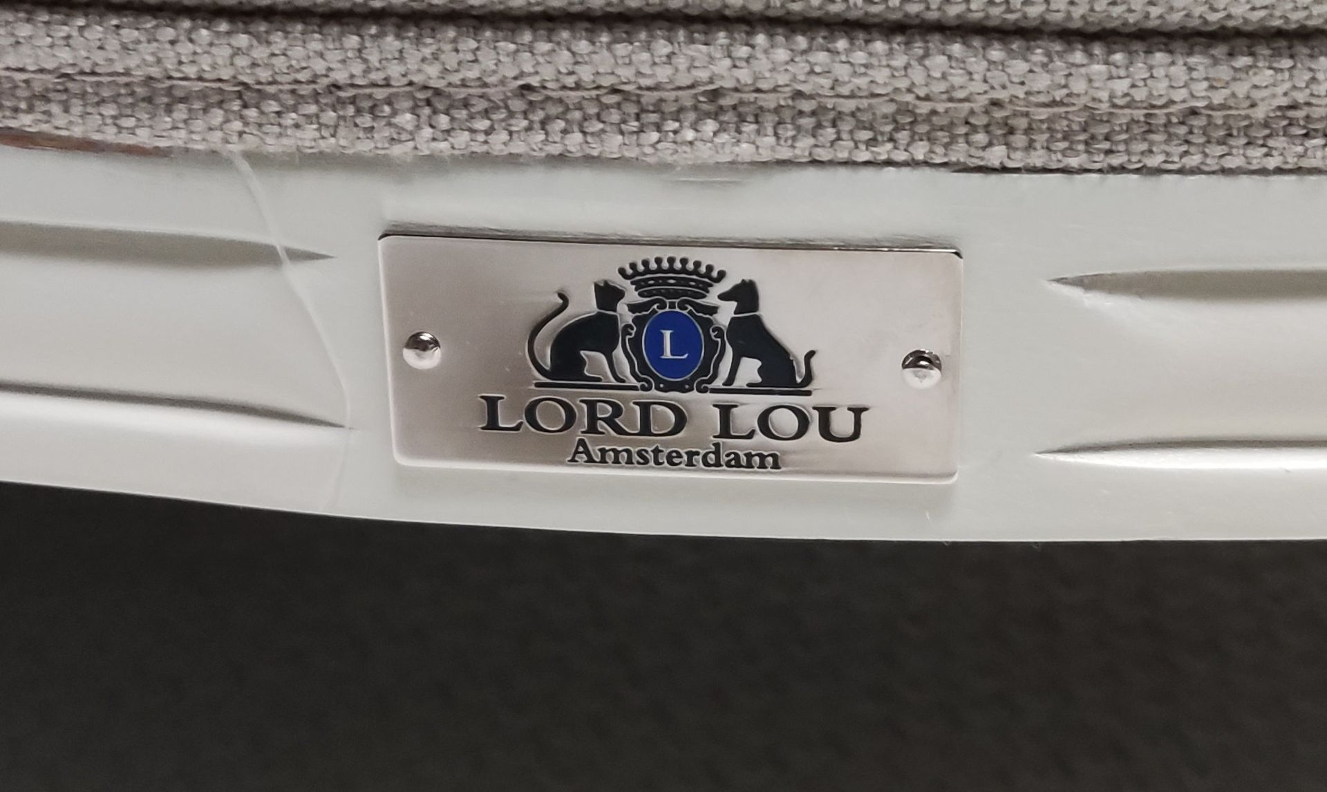 1 x LORD LOU 'George' Dog Bed - Ecru Linen - Original RRP £400.00 - Image 7 of 15