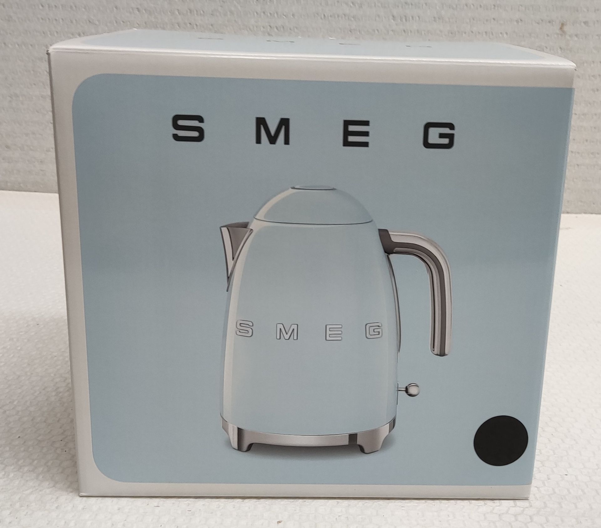 1 x SMEG 50'S Style Kettle In Black - Boxed - Original RRP £149.00 - Image 2 of 7
