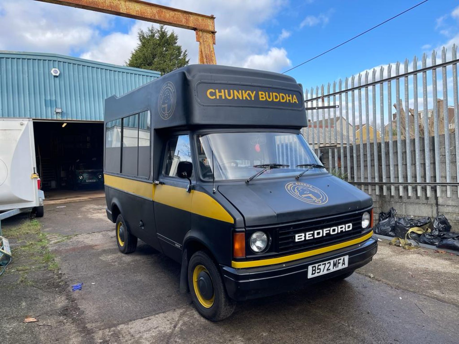 1 x 1984 Bedford CF Converted Catering Van - CL847 - Location: Swansea SA6 - Image 4 of 11