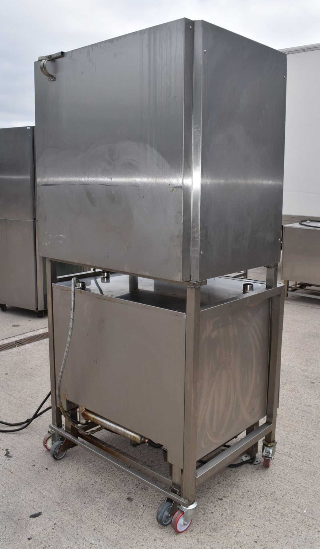 1 x Houno Electric Combi Oven and Fri-jado Rotisserie Oven Combo With Stand - 3 Phase - Image 6 of 22