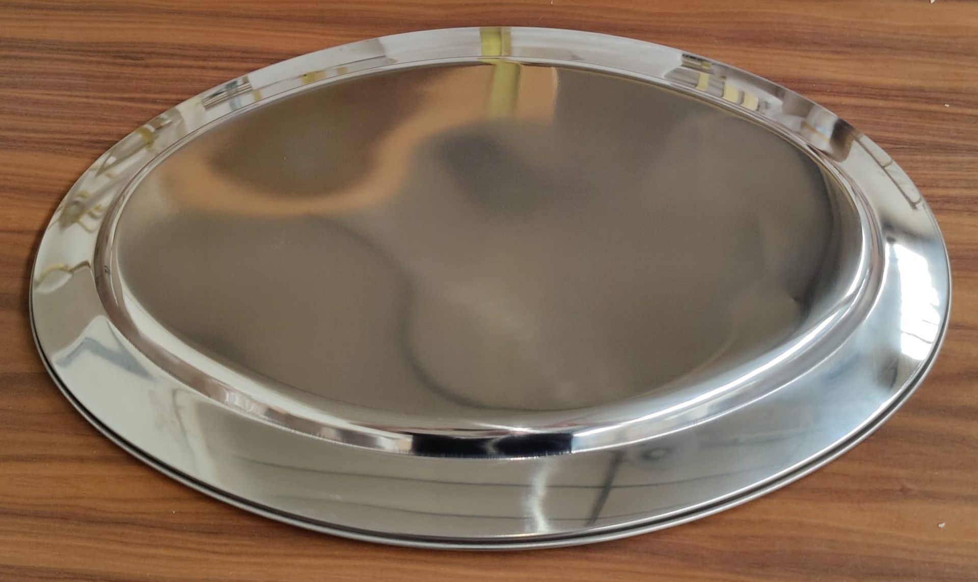 20 x Stainless Steel Oval Service Trays - Size: 450mm x 310mm - Brand New Boxed Stock - RRP £200 - Image 3 of 8