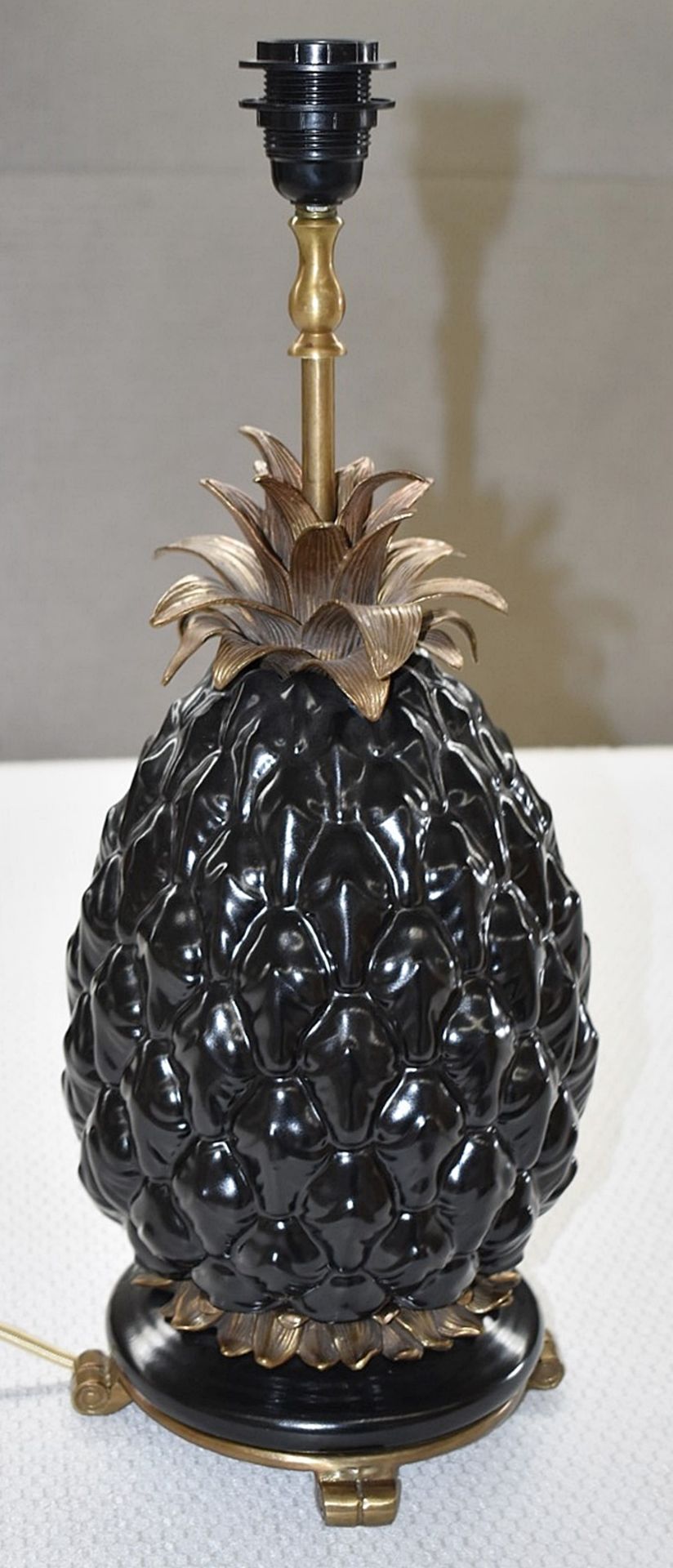1 x HOUSE OF HACKNEY 'Ananas' Ceramic Pineapple Lamp Stand In Black - Original RRP £545.00 - Image 4 of 8