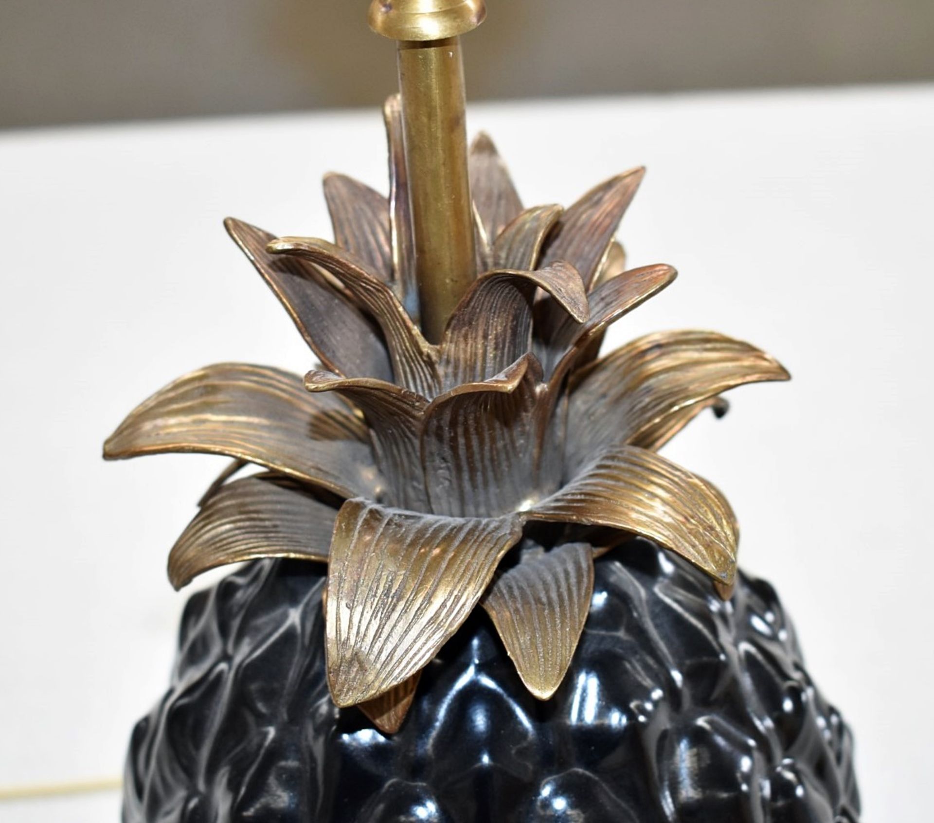 1 x HOUSE OF HACKNEY 'Ananas' Ceramic Pineapple Lamp Stand In Black - Original RRP £545.00 - Image 5 of 8