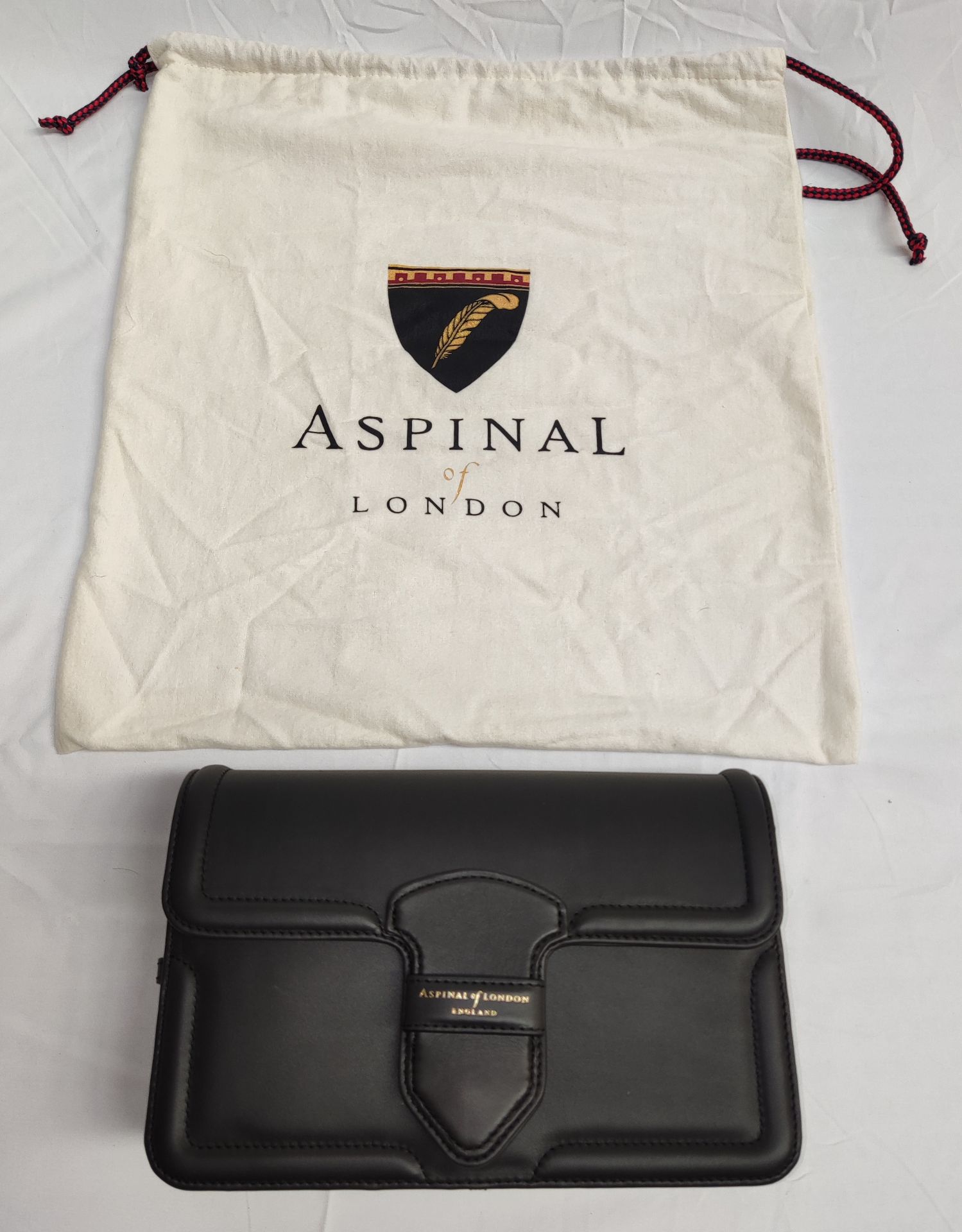 1 x ASPINAL OF LONDON The Resort Leather Bag In Smooth Black - Boxed - Original RRP £525 - Ref: - Image 10 of 24