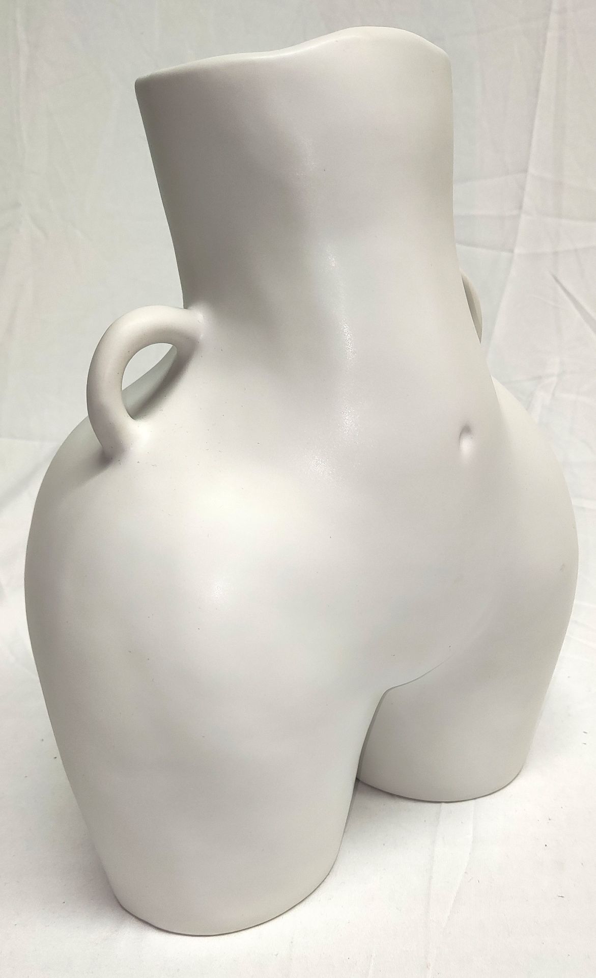 1 x ANISSA KERMICHE Love Handles Vase In White - Boxed - Original RRP £340 - Ref: 6787060/HJL382/ - Image 3 of 16