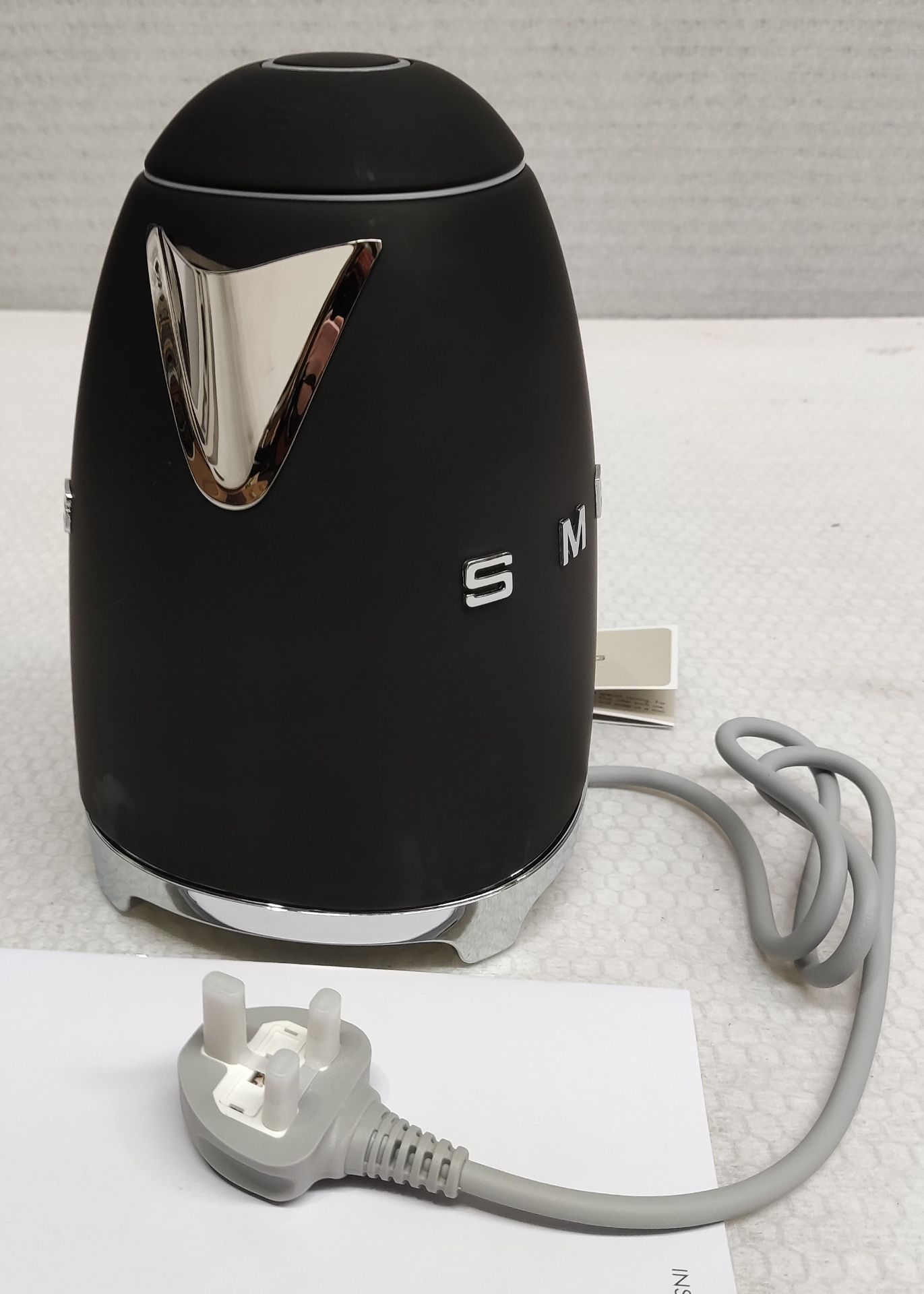 1 x SMEG Matte Black Cordless 1.7L 50's Style Kettle - Boxed - Klf03Blmuk - Original RRP £189 - Ref: - Image 5 of 12