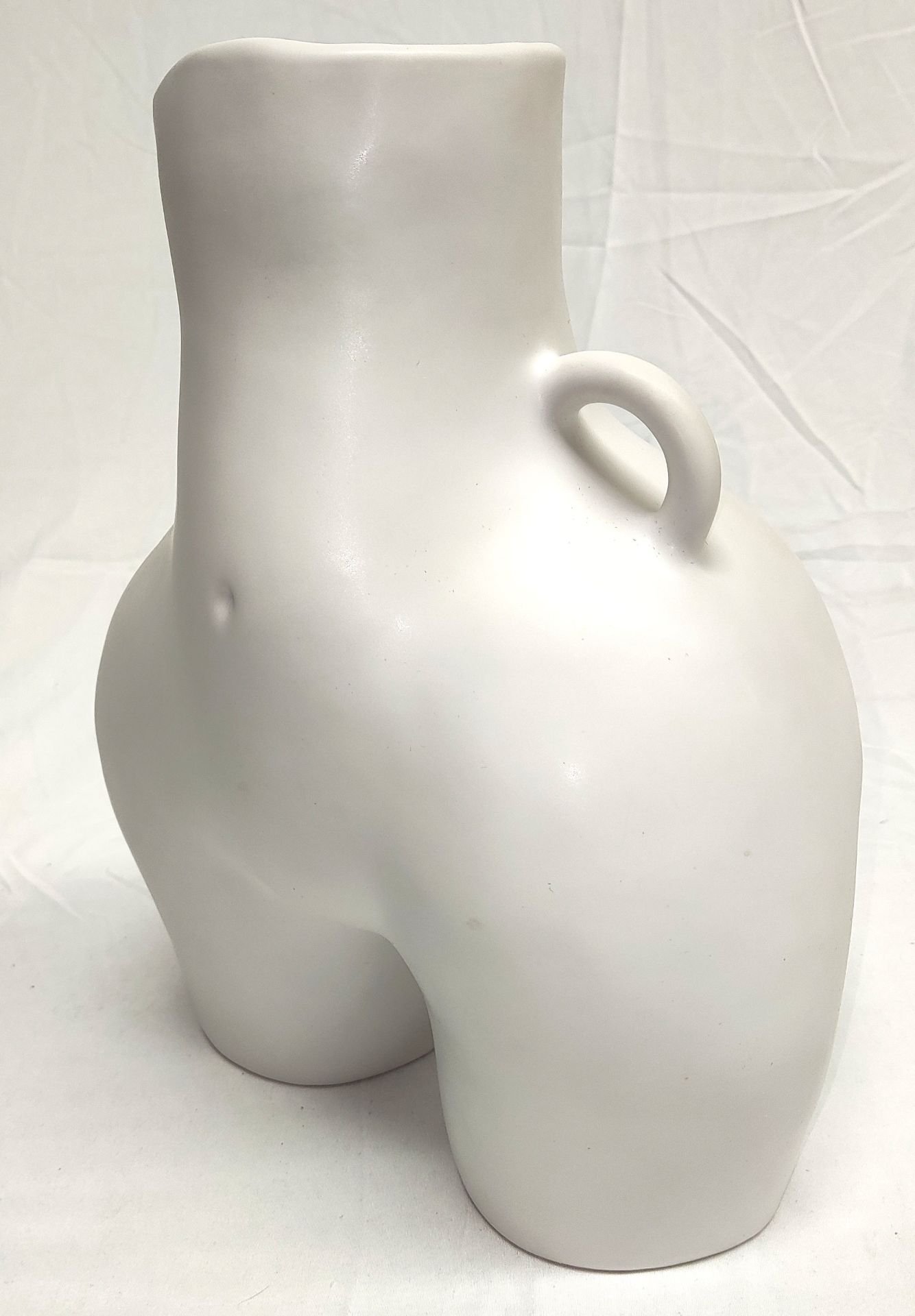 1 x ANISSA KERMICHE Love Handles Vase In White - Boxed - Original RRP £340 - Ref: 6787060/HJL382/ - Image 7 of 16