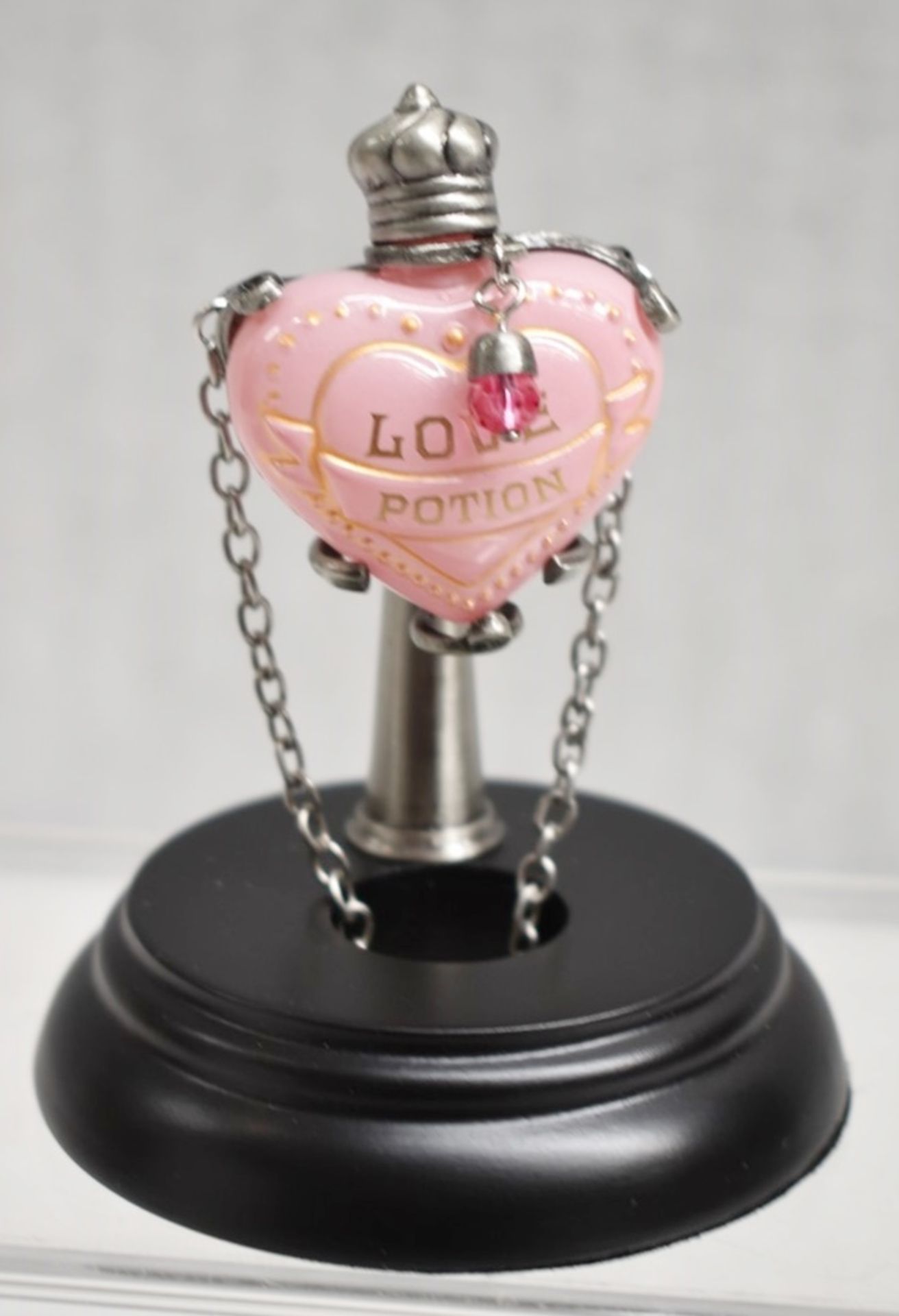1 x HARRY POTTER Glass 'Love Potion' Pendant With Metal Adorments - Original Price £49.95 - Unused - Image 6 of 9