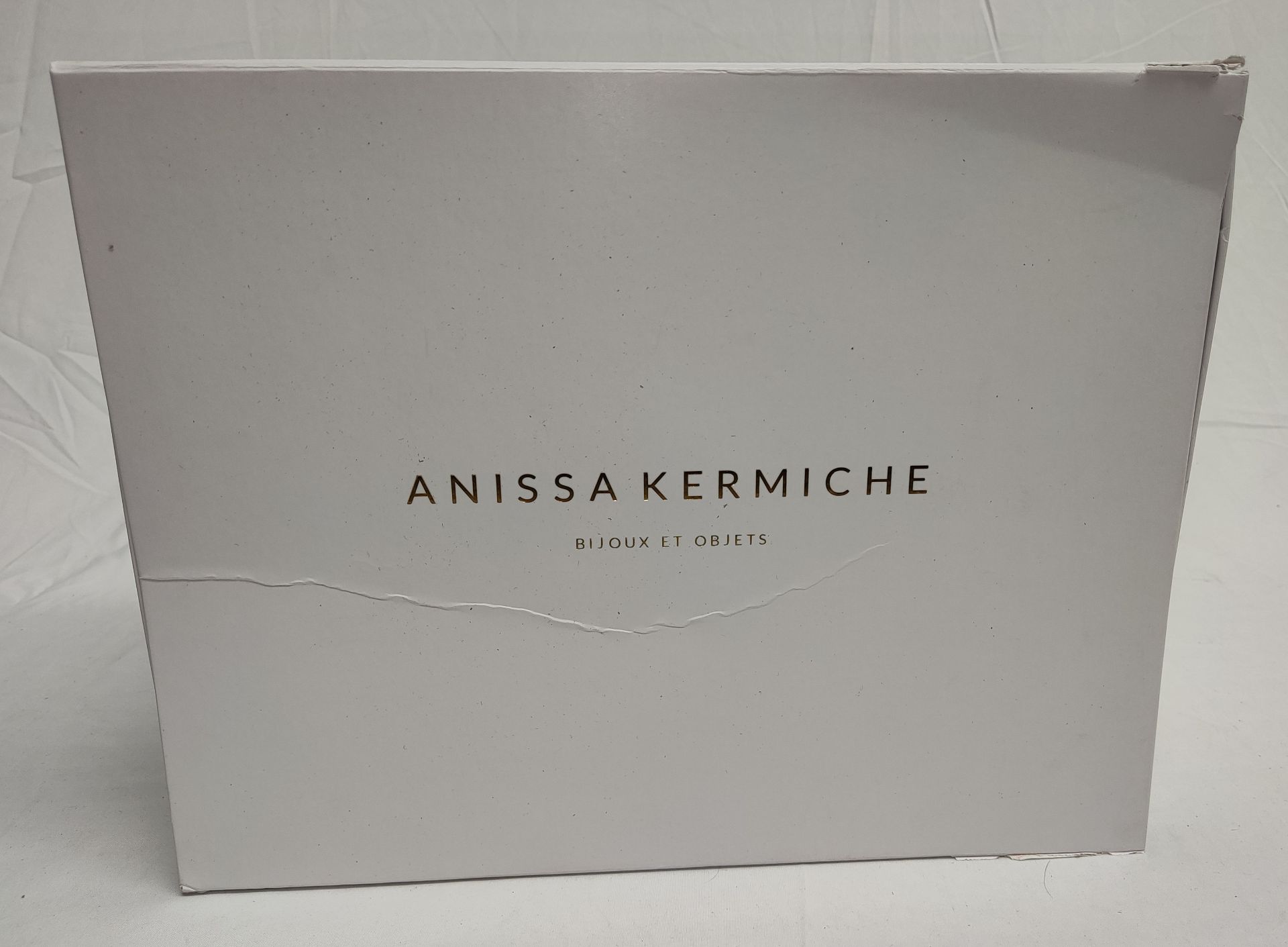 1 x ANISSA KERMICHE Love Handles Vase In White - Boxed - Original RRP £340 - Ref: 6787060/HJL382/ - Image 10 of 16