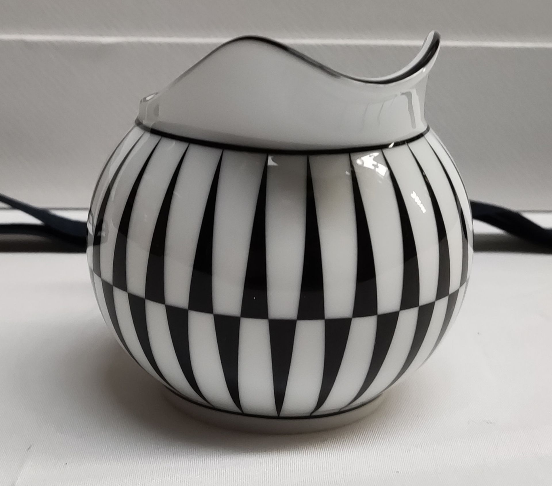 1 x PRADA Porcelain Creamer Jug In Black And White - RRP £360.00 - Image 3 of 20