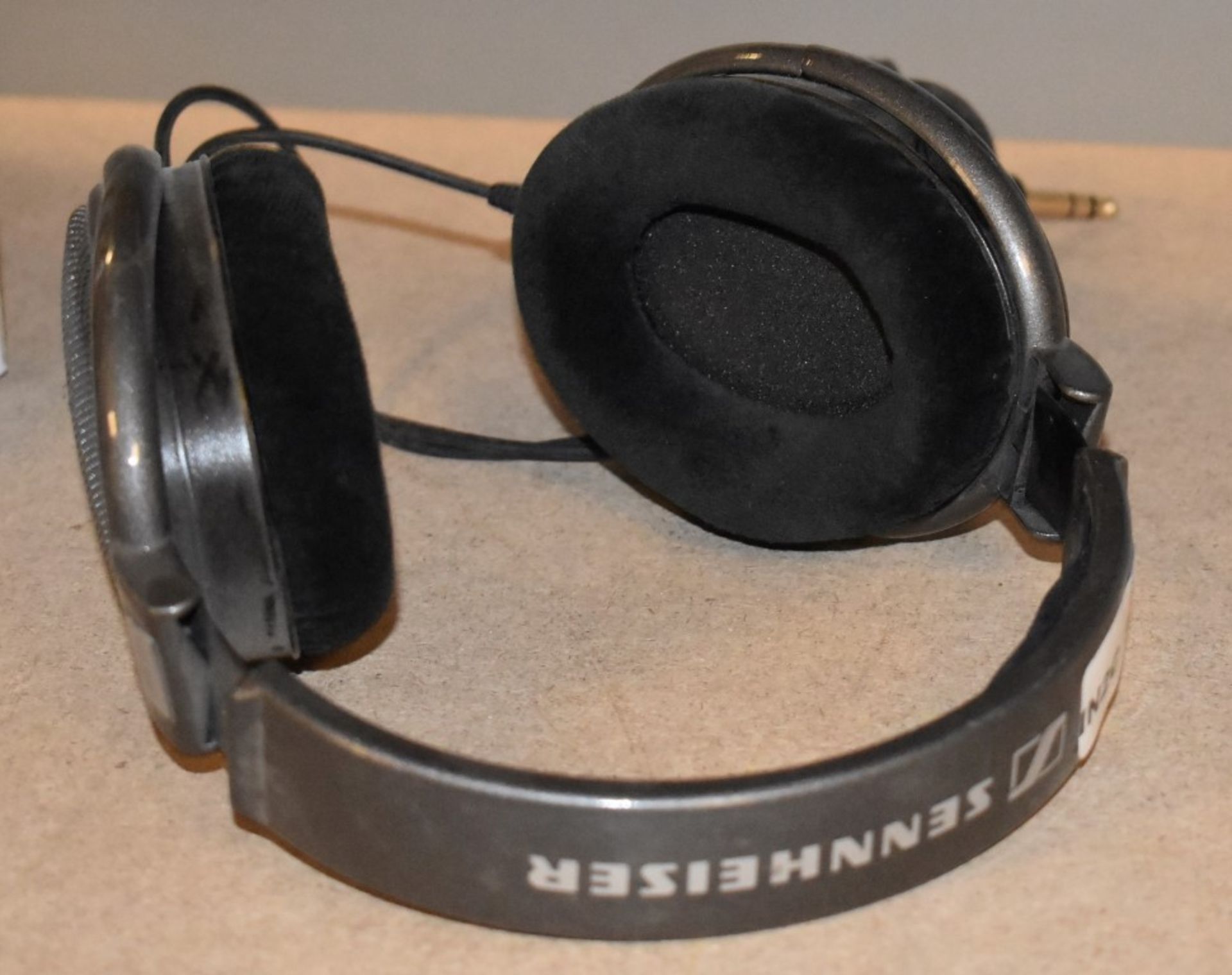 1 x Set of Sennheiser HD650 Headphones - RRP £280 - Image 2 of 5