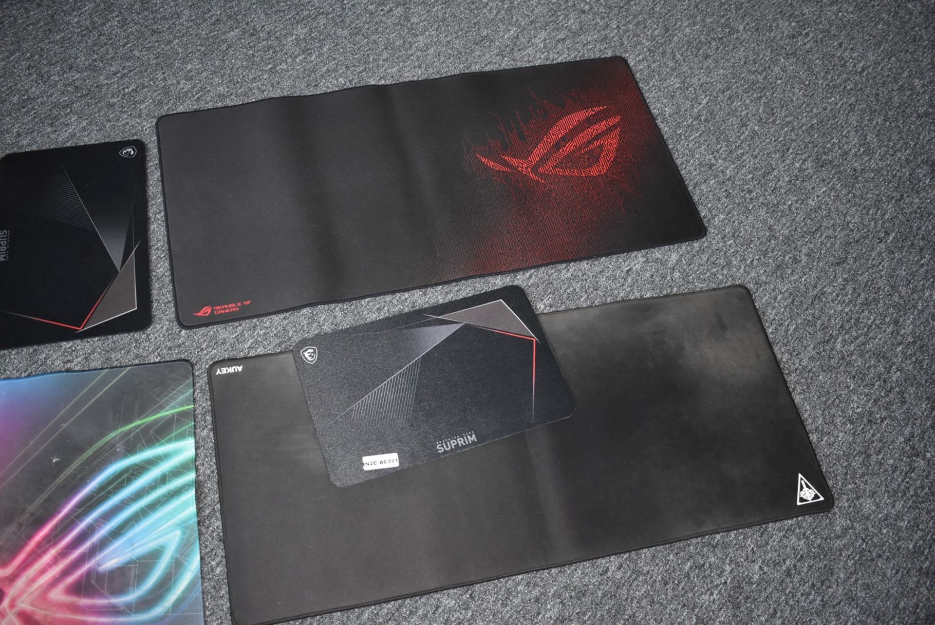 5 x Assorted Gaming Mouse Pads - Image 4 of 4
