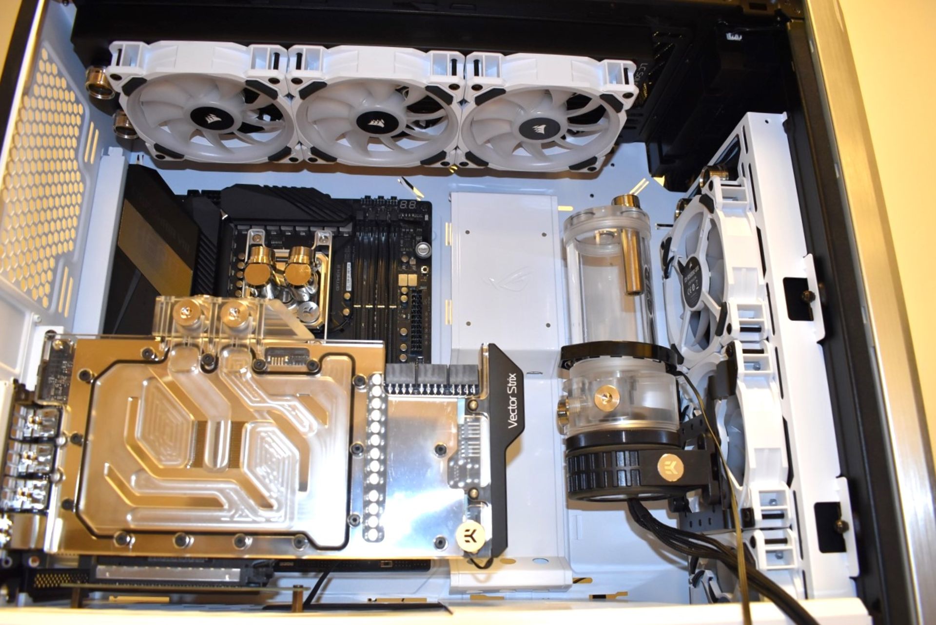 1 x Unfinished Gaming PC Featuring a Ryzen 9 5900X AM4 Processor, ASUS ROG Crosshair and RTX3090 - Image 13 of 23