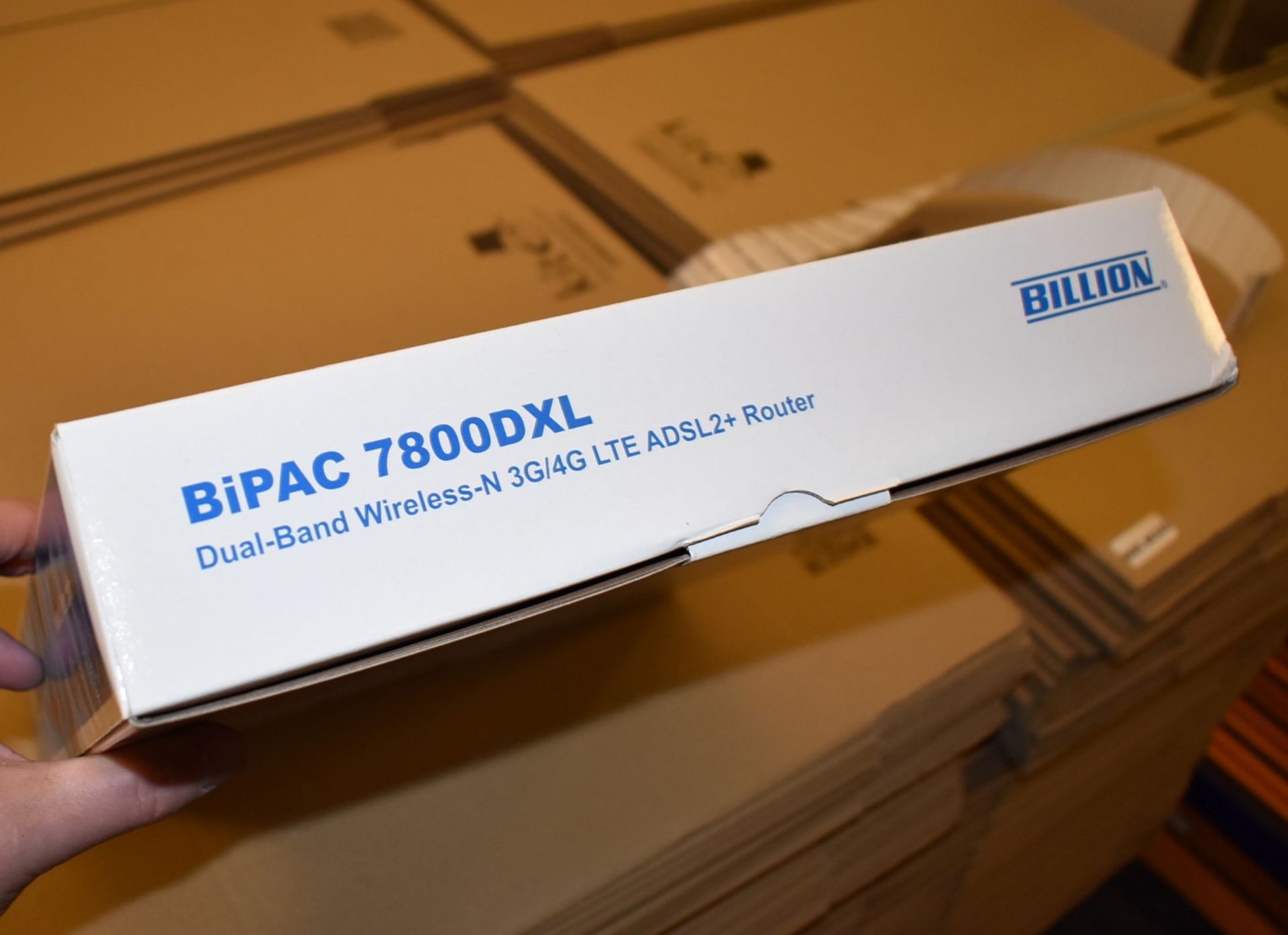 1 x Billion BiPAC 7800DXL Dual Band Wireless-N 3G/4G LTE ADSL2+ Router - New Boxed Stock - Image 2 of 4