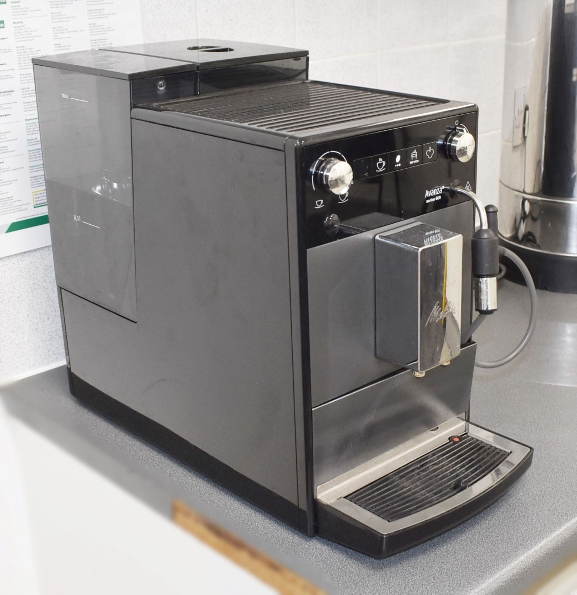 1 x Melitta Avanza Bean to Cup Coffee Machine - Series 600 With Stainless Steel / Black Finish - Image 3 of 4