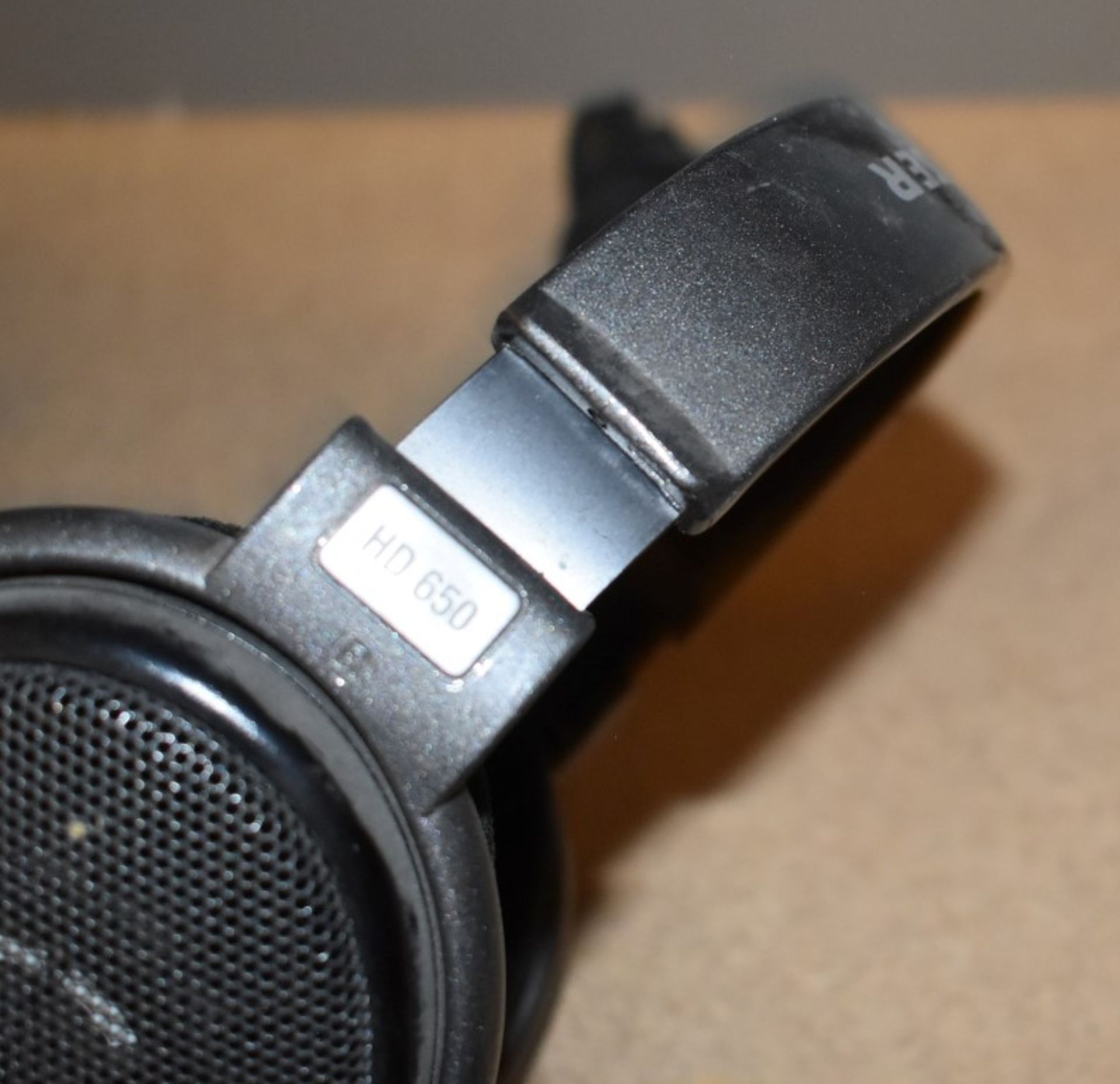 1 x Set of Sennheiser HD650 Headphones - RRP £280 - Image 3 of 5