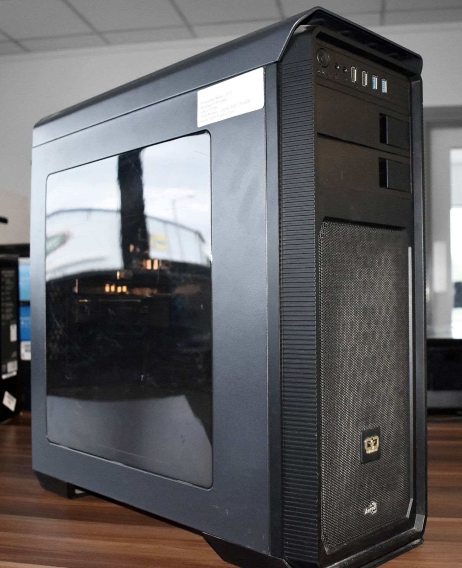 1 x Desktop Computer Featuring an Intel i7-7700k Processor, Asus USB 3.0 Motherboard, 16GB Corsair