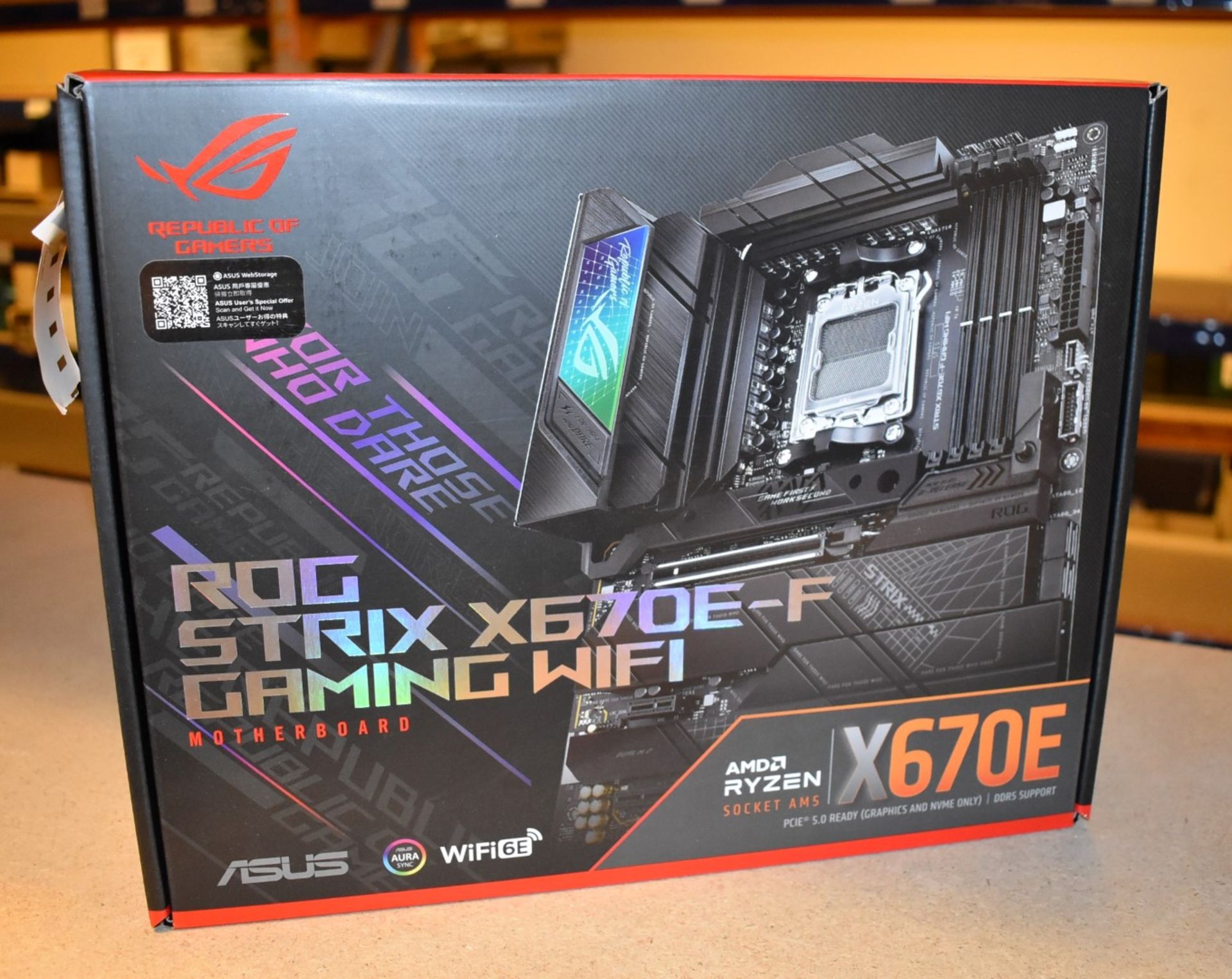 1 x Asus ROG Strix X670E-F Gaming WIFI (Socket AM5) DDR5 ATX Motherboard - X670 Chipset - Image 4 of 5