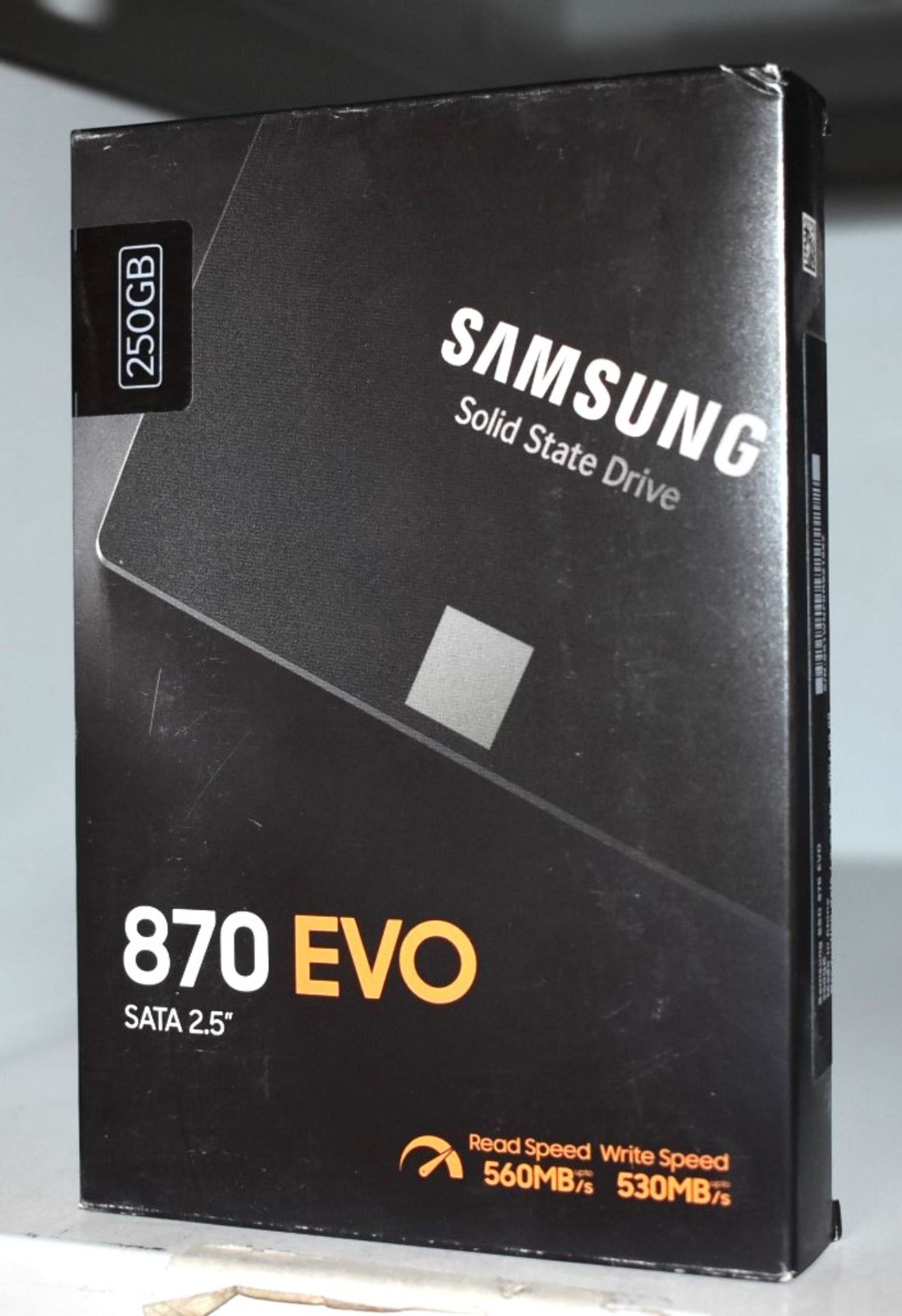 1 x Samsung Evo 870 Solid State 250GB SSD Hard Drive - New Boxed Stock