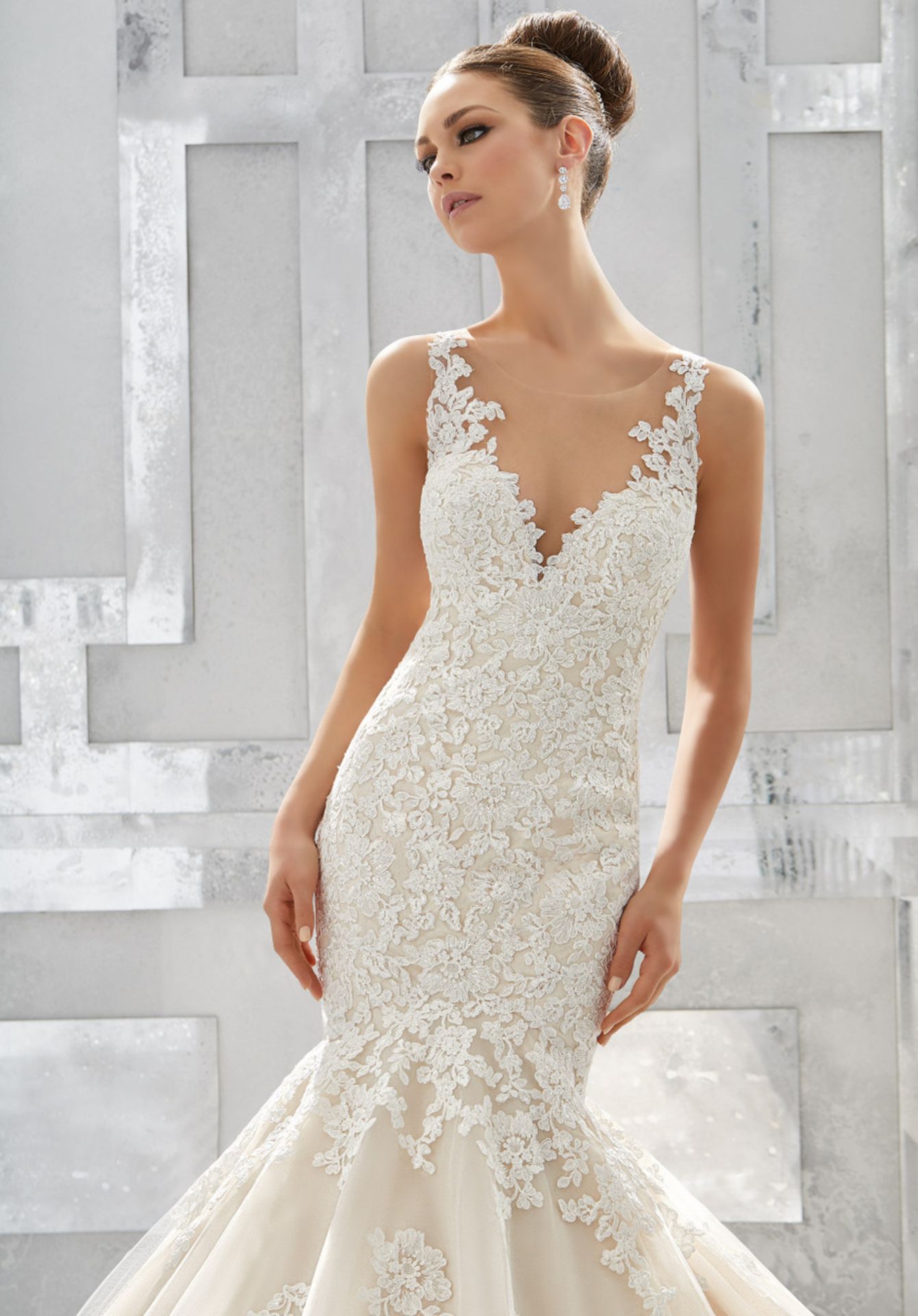 1 x MORI LEE 'Blu' Designer Mermaid Wedding Dress Bridal Gown, With Plunging Illusion V-Neckline - - Image 10 of 21