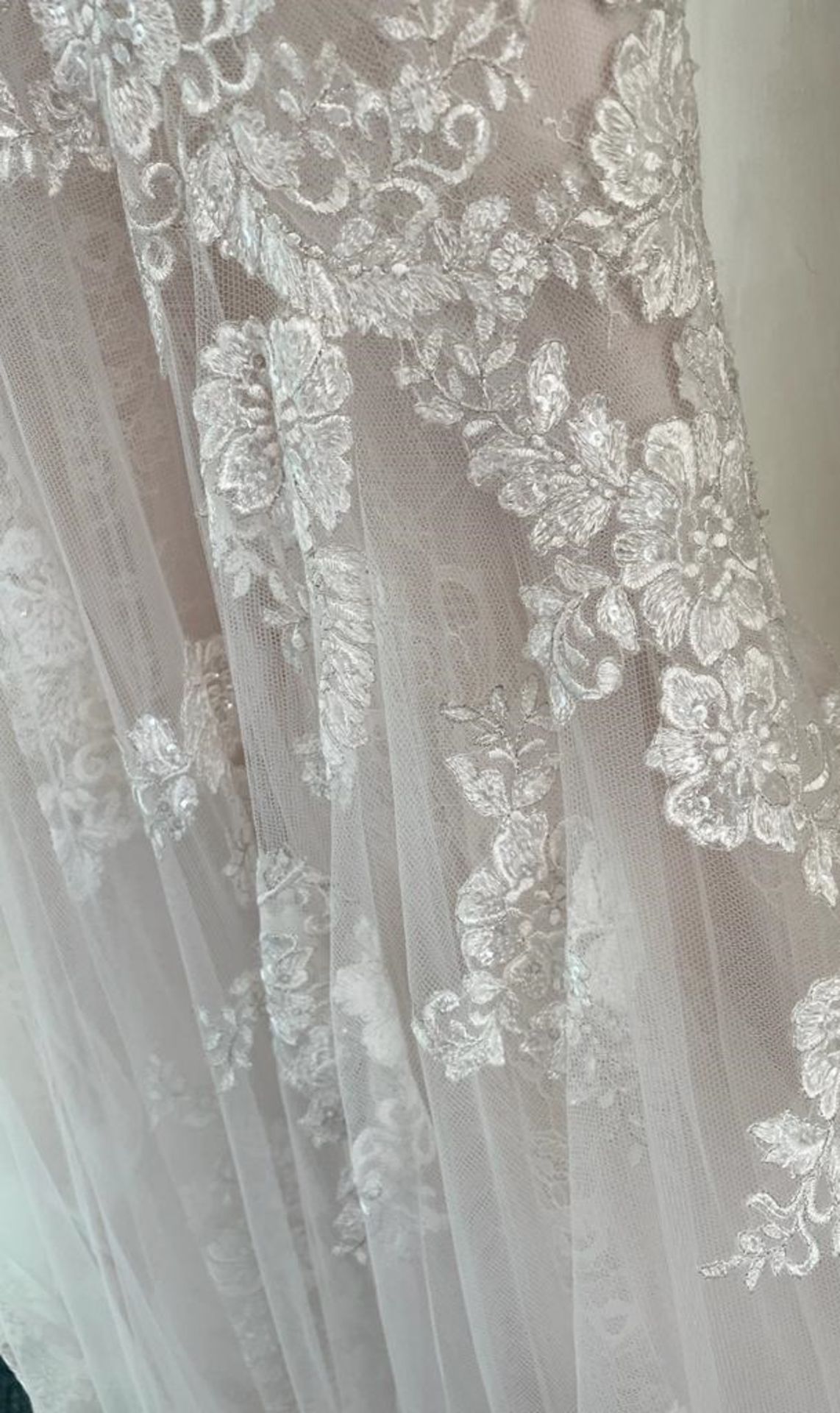 1 x DIANA LEGRANDE '7517' Designer Wedding Dress Bridal Gown - Size: UK 10 - Original RRP £1,800 - Image 7 of 18