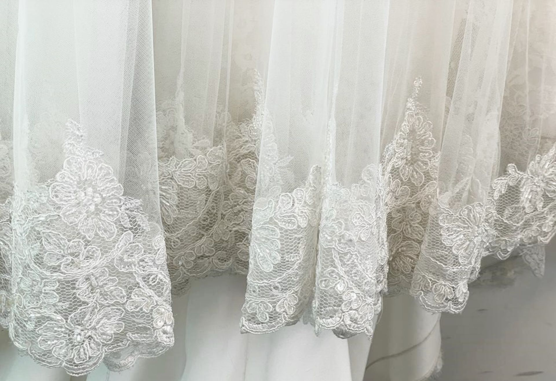 1 x LUSAN MANDONGUS 'Radella' Designer Wedding Dress Bridal Gown - Size: UK 16 - Original RRP £1,560 - Image 6 of 13