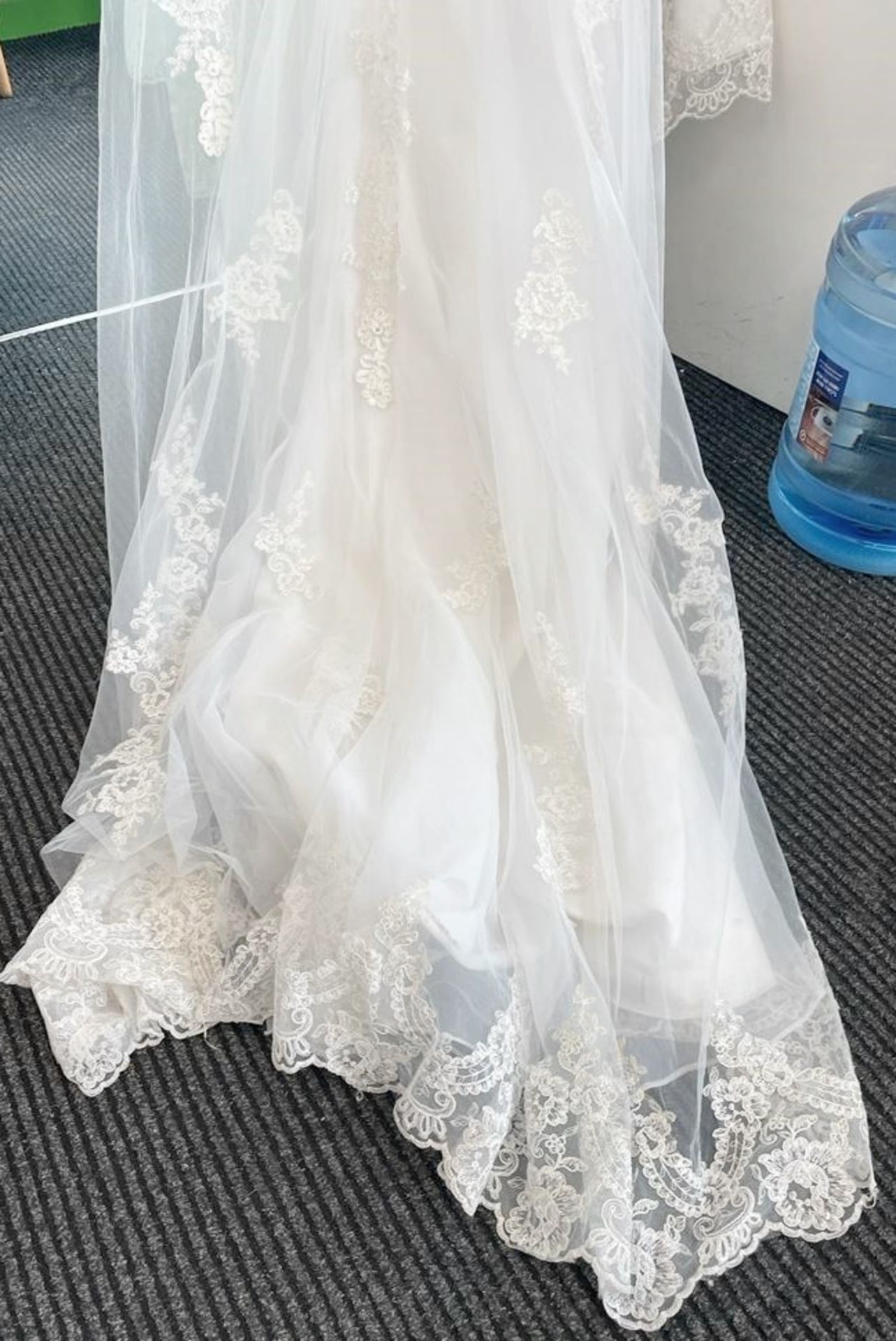 1 x ATELIER LYANNA Designer Wedding Dress Bridal Gown - Size: UK 12 - Original RRP £1,600 - Image 5 of 14